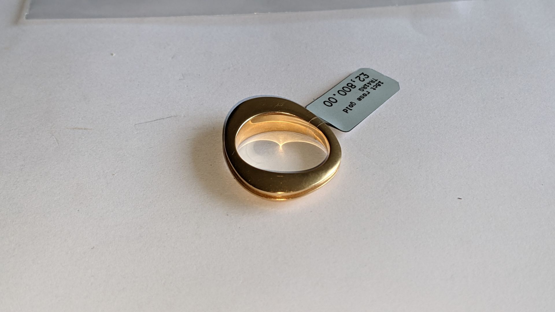 18ct rose gold ring with central stone assumed to be a diamond. RRP £2,800 - Image 10 of 18