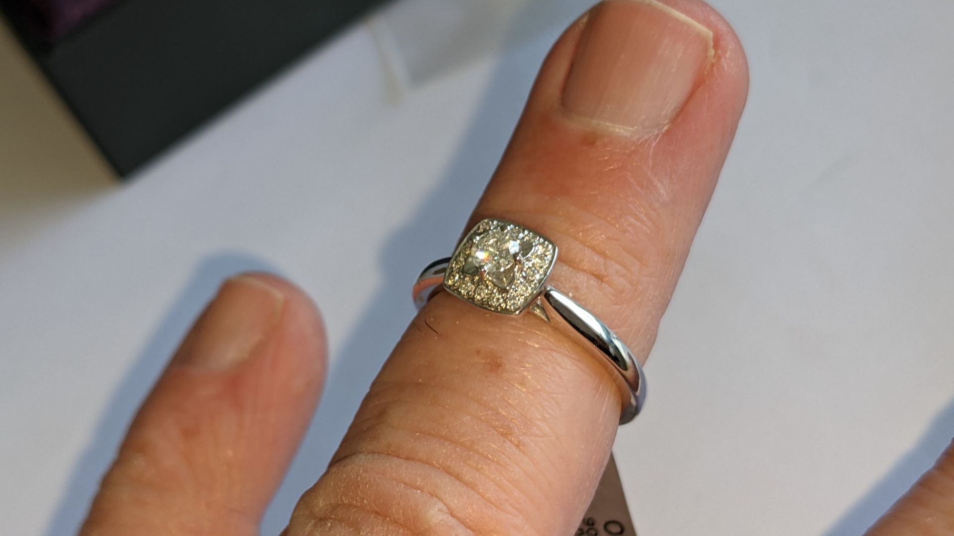 9ct white gold & diamond square cluster ring with 0.27ct of diamonds. RRP £735 - Image 18 of 24