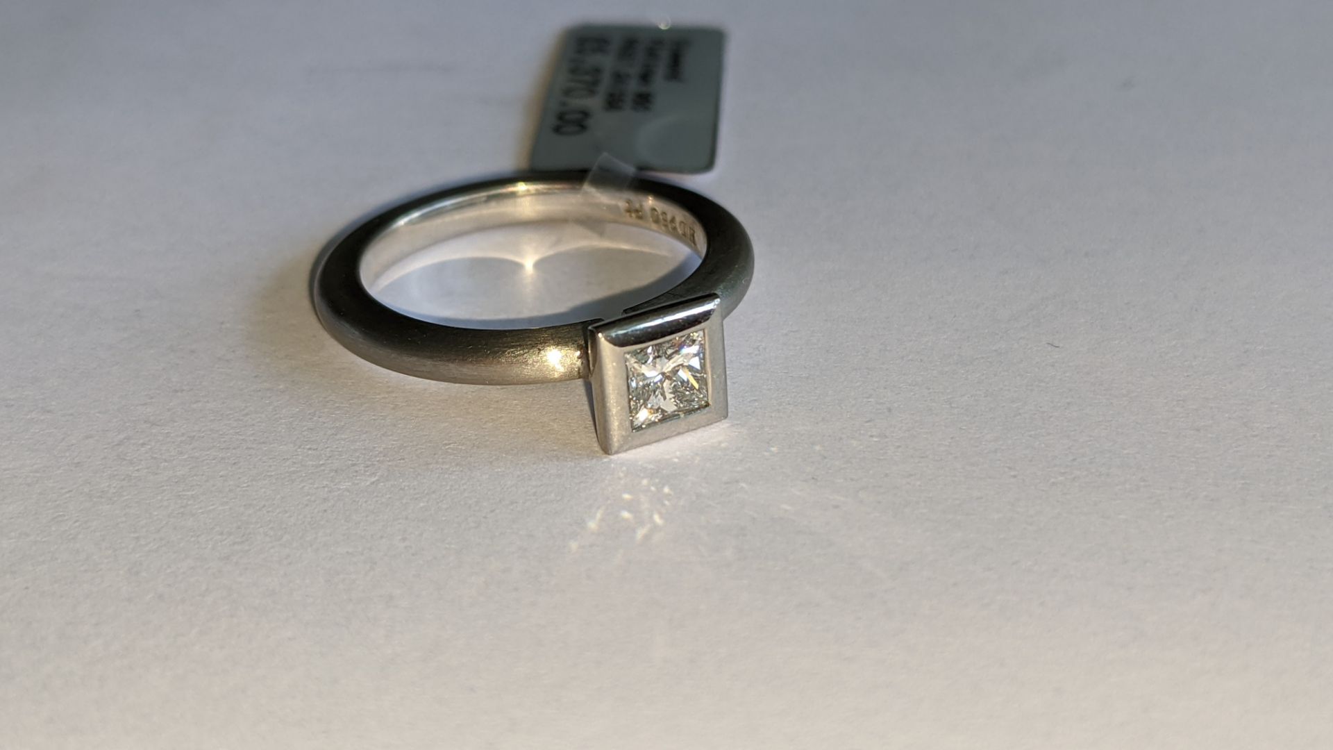 Contemporary shaped ring in platinum 950 with 0.37ct F/VVS diamond. RRP £5,370 - Image 8 of 14