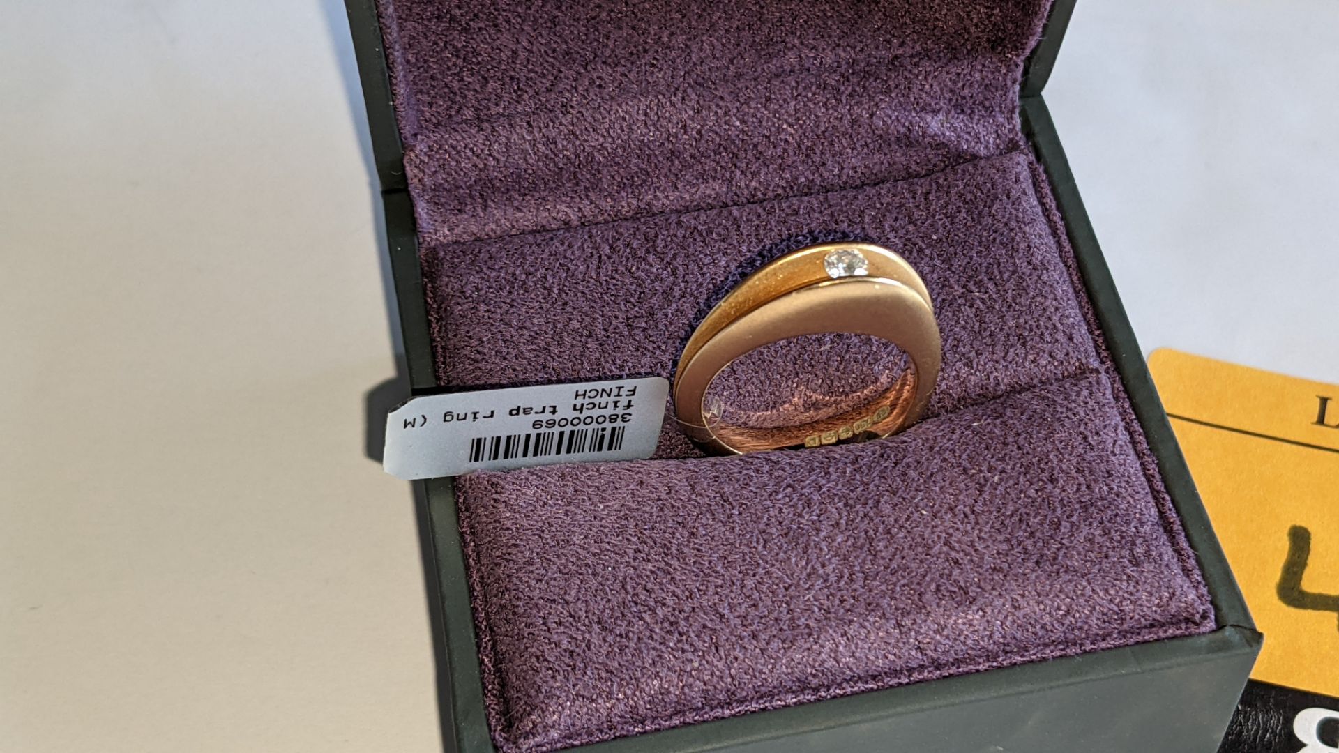 18ct rose gold ring with central stone assumed to be a diamond. RRP £2,800 - Image 18 of 18