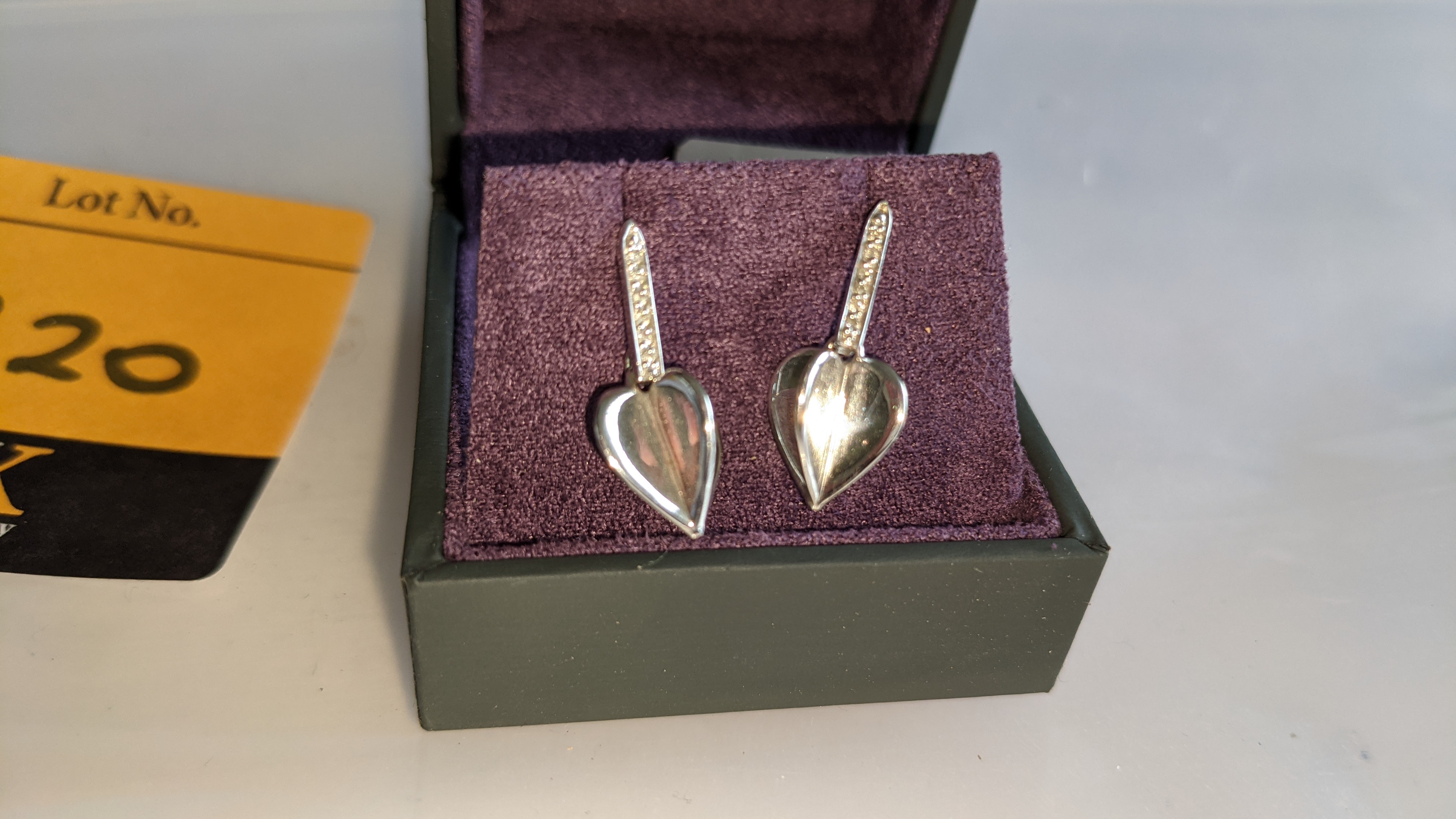 Pair of earrings, retail price £196 - Image 2 of 11