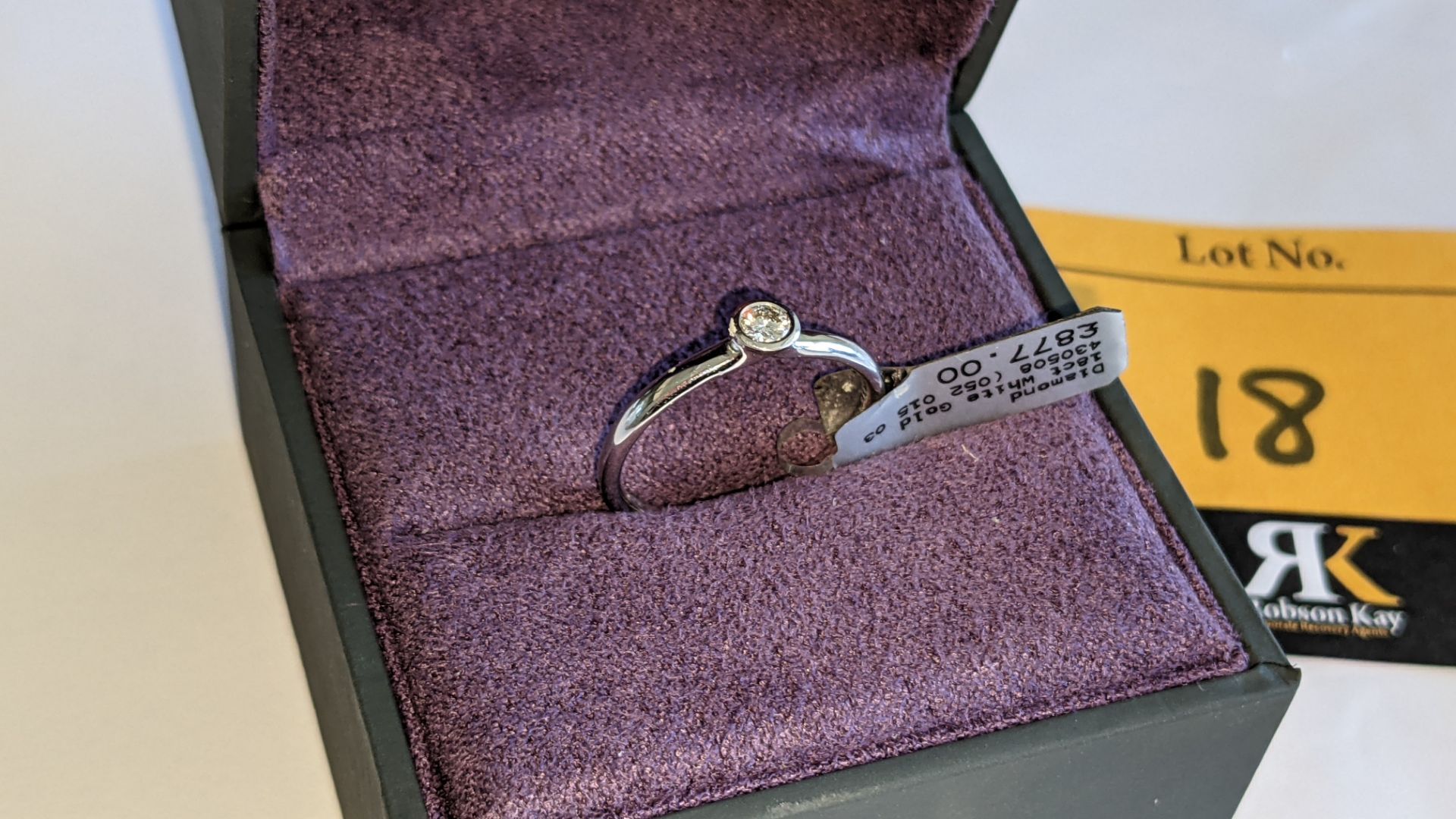 18ct white gold & diamond ring with centre stone in modern setting weighing 0.15ct. RRP £877 - Image 16 of 17