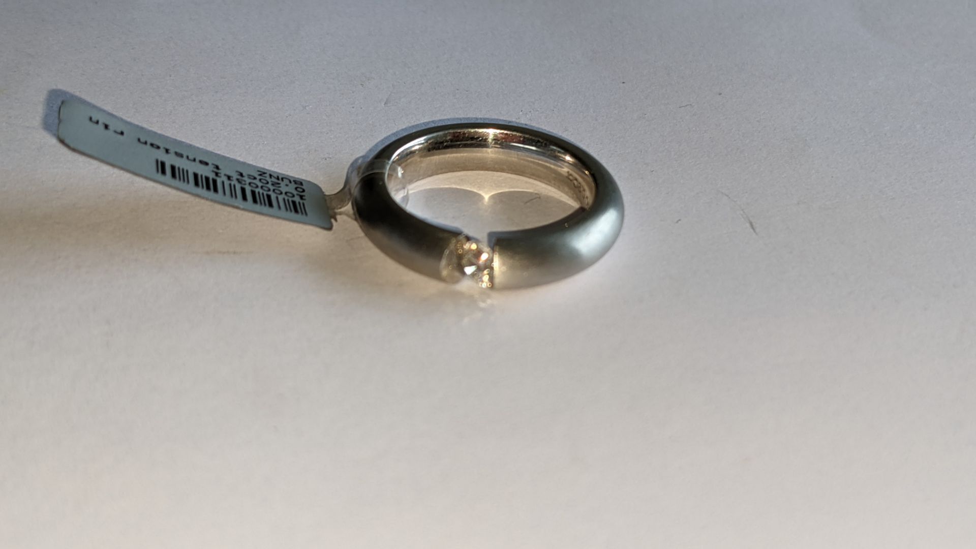 Platinum 950 & diamond ring with 0.20ct tension mounted stone RRP £4,743 - Image 8 of 18