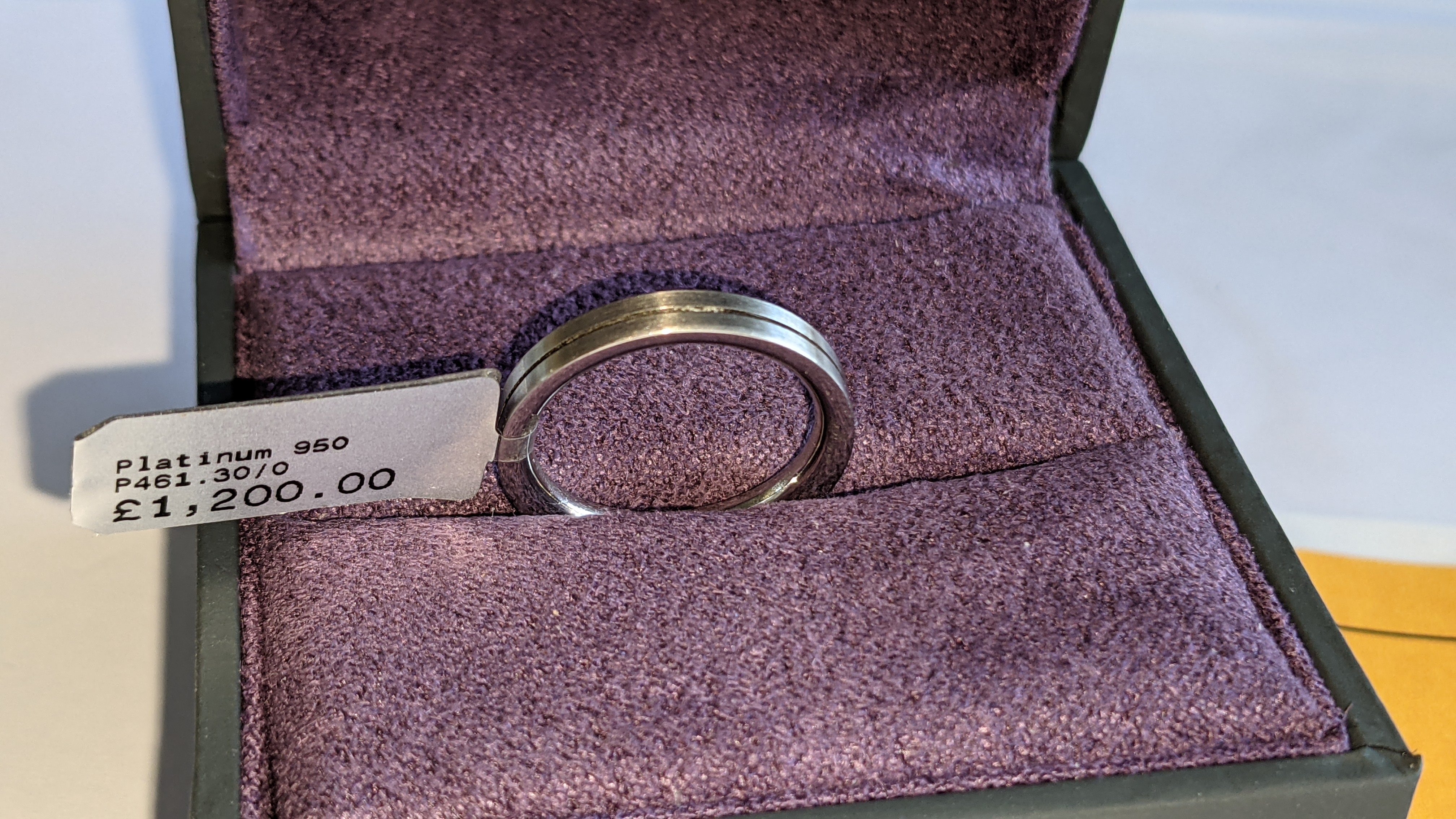 Platinum 950 3mm wide grooved wedding band. RRP £1,200 - Image 5 of 12