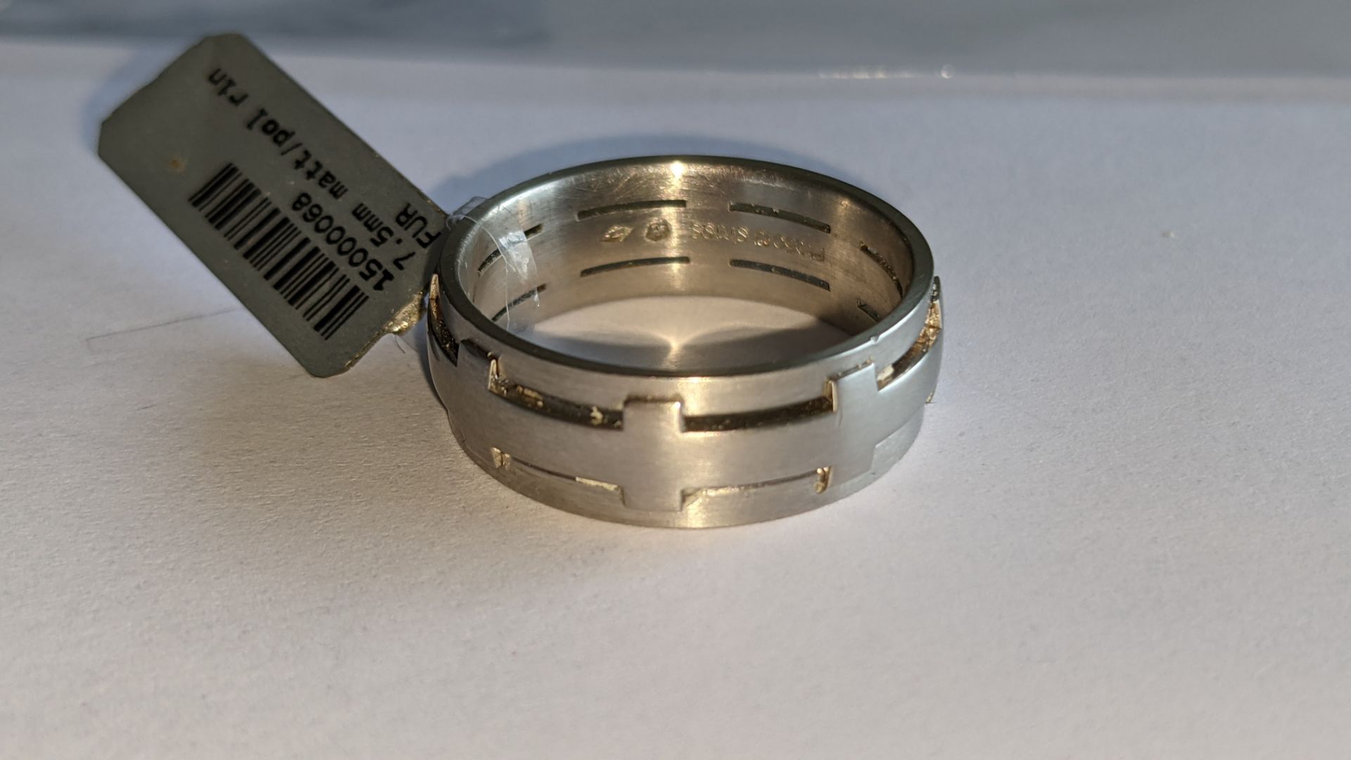 Platinum 950 ring in matt & polished finish, 7.5mm wide. RRP £2,960 - Image 8 of 15