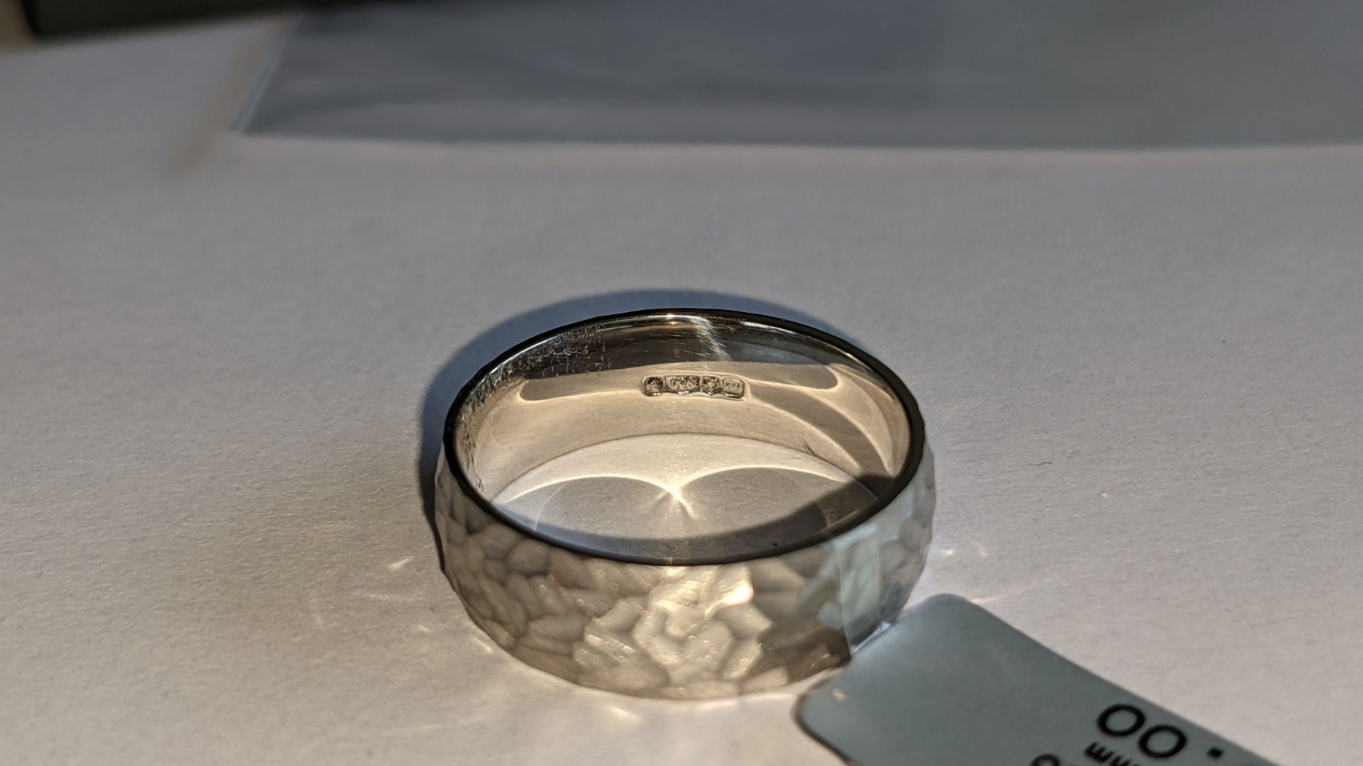 Platinum 950 6mm textured wedding ring. RRP £850 - Image 8 of 12