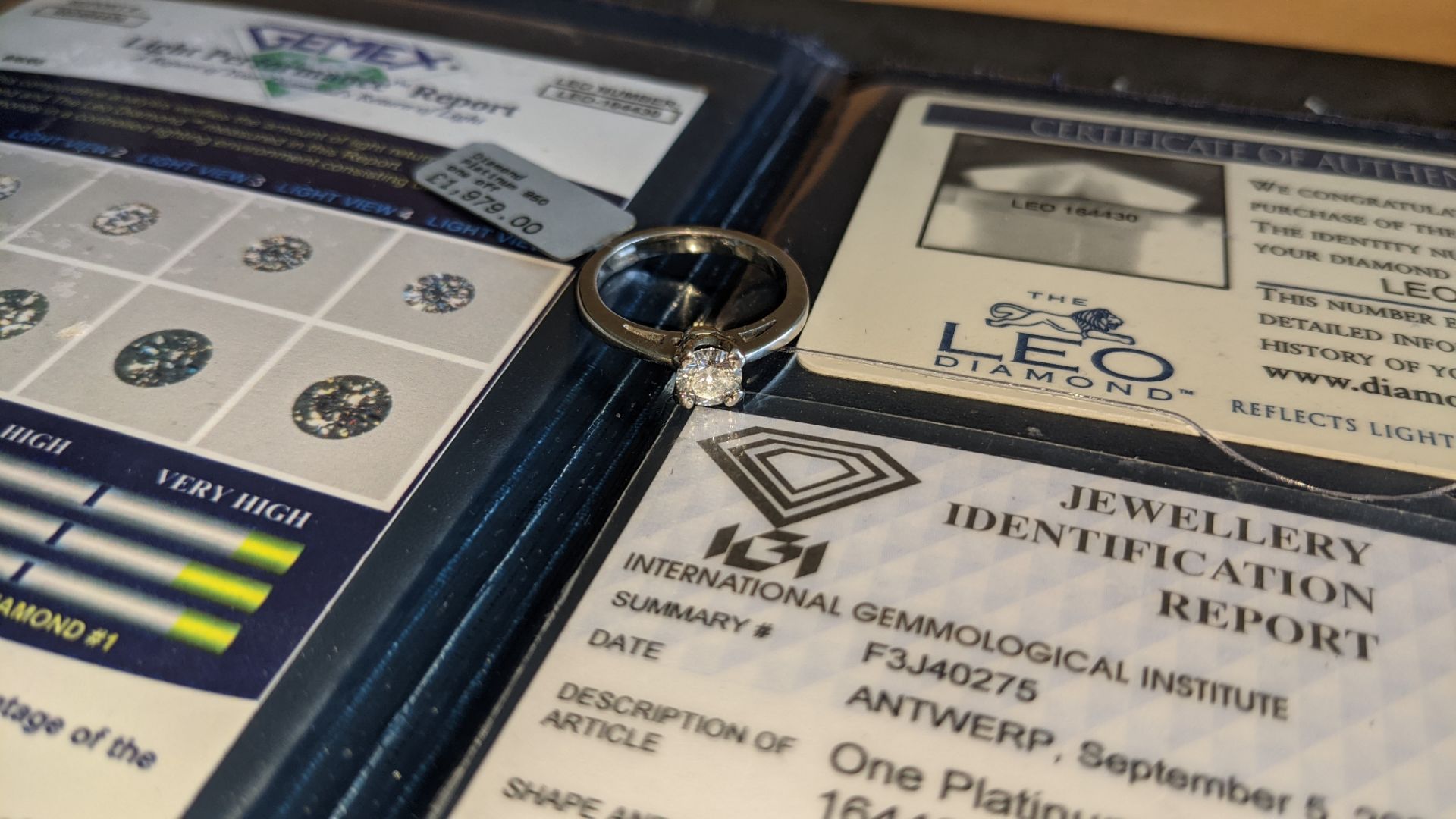 Platinum 950 ring with 0.50ct diamond. Includes diamond report/certification indicating the central - Image 22 of 25