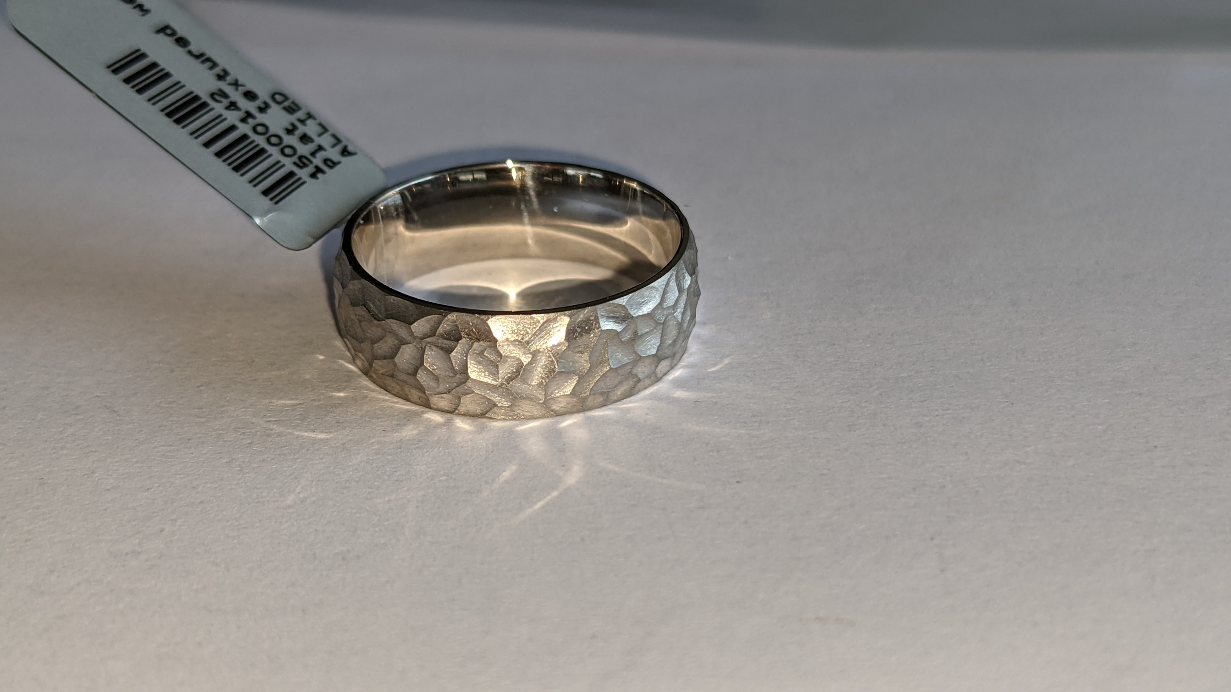 Platinum 950 6mm textured wedding ring. RRP £850 - Image 5 of 12