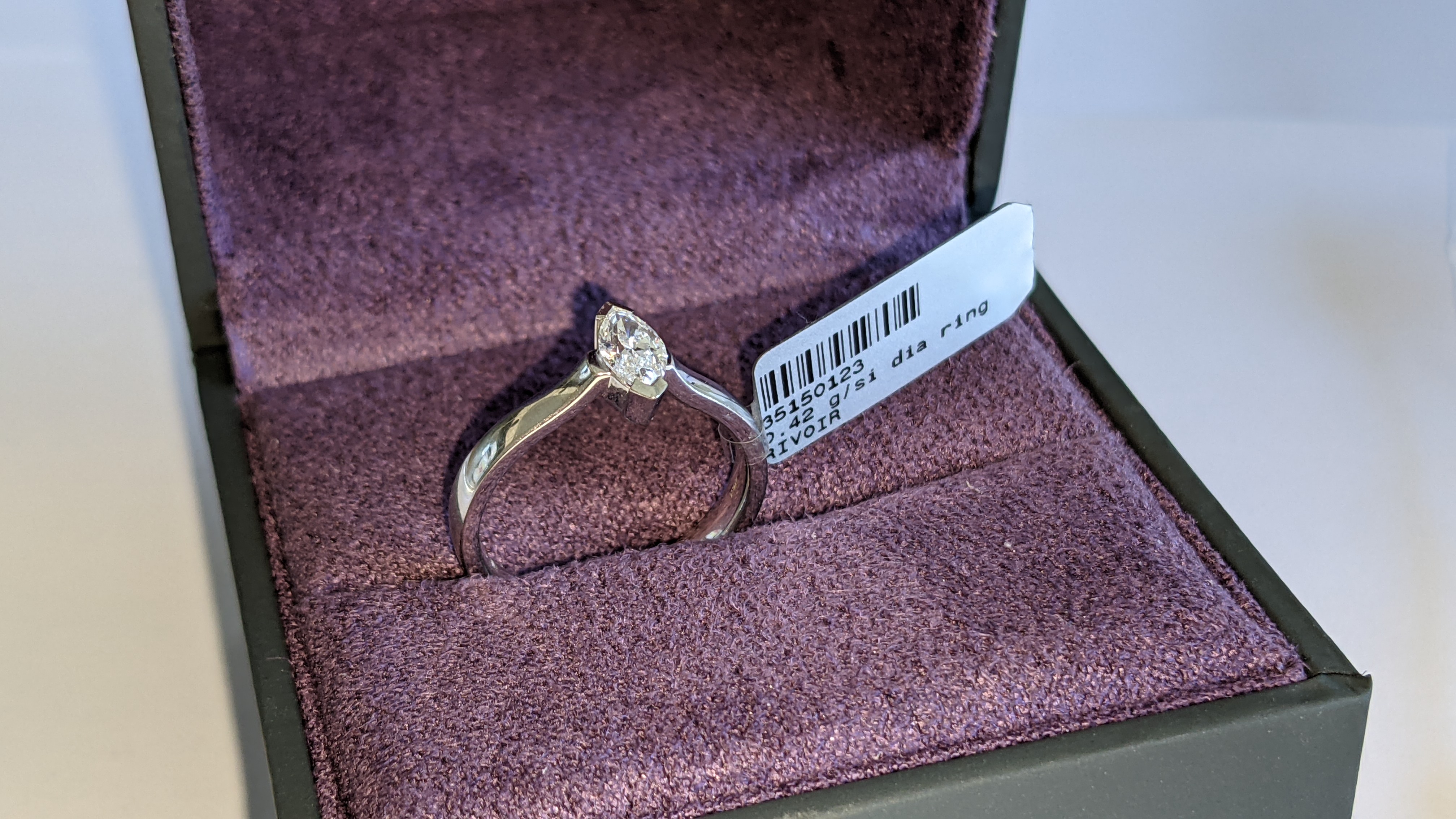 18ct white gold & diamond ring with 0.42ct diamond. RRP £2,875
