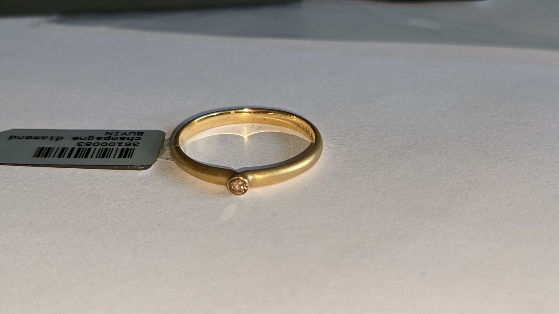 18ct yellow gold & champagne diamond ring RRP £695 - Image 5 of 14
