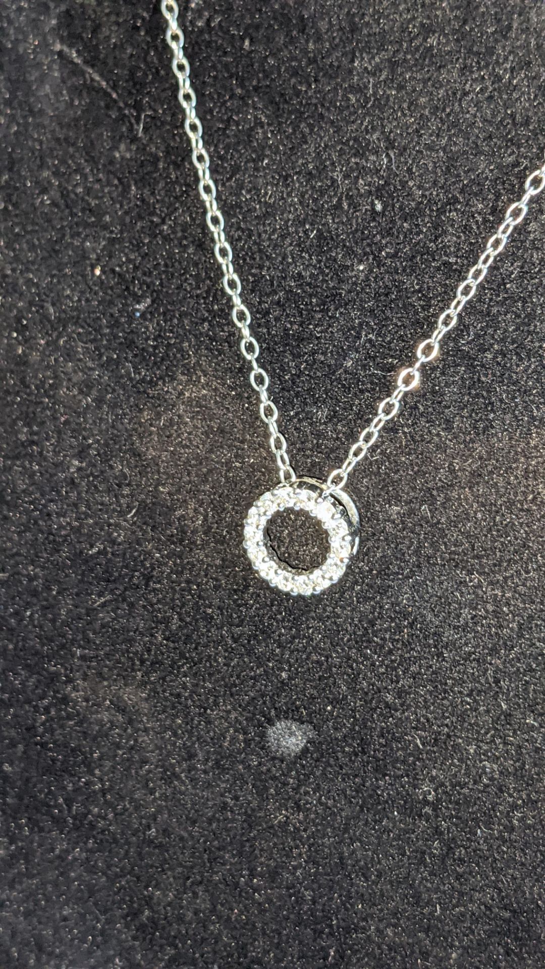 18ct white gold & diamond circle shaped pendant plus 18ct white gold 16" necklace. RRP of pendant £1 - Image 8 of 12