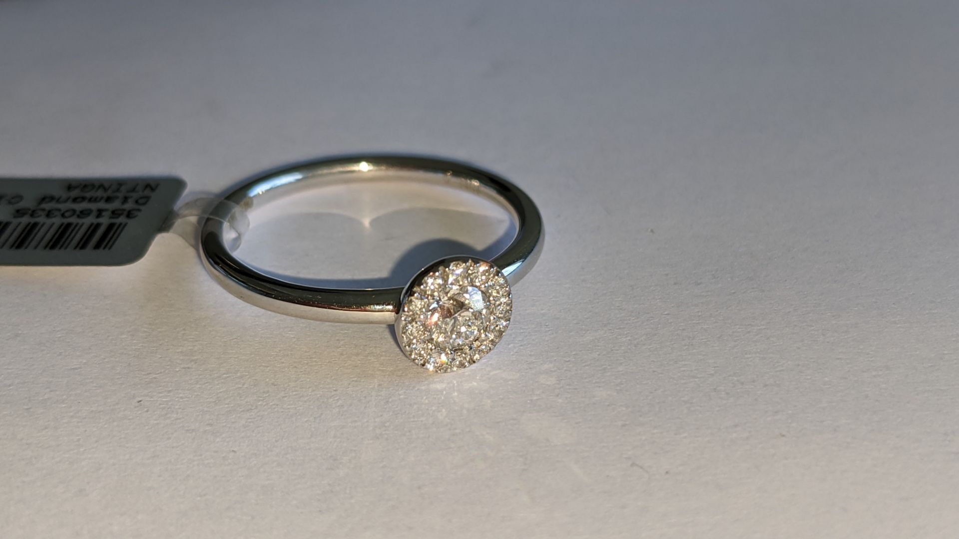 18ct white gold diamond cluster ring 0.34ct. RRP £1,903 - Image 5 of 15