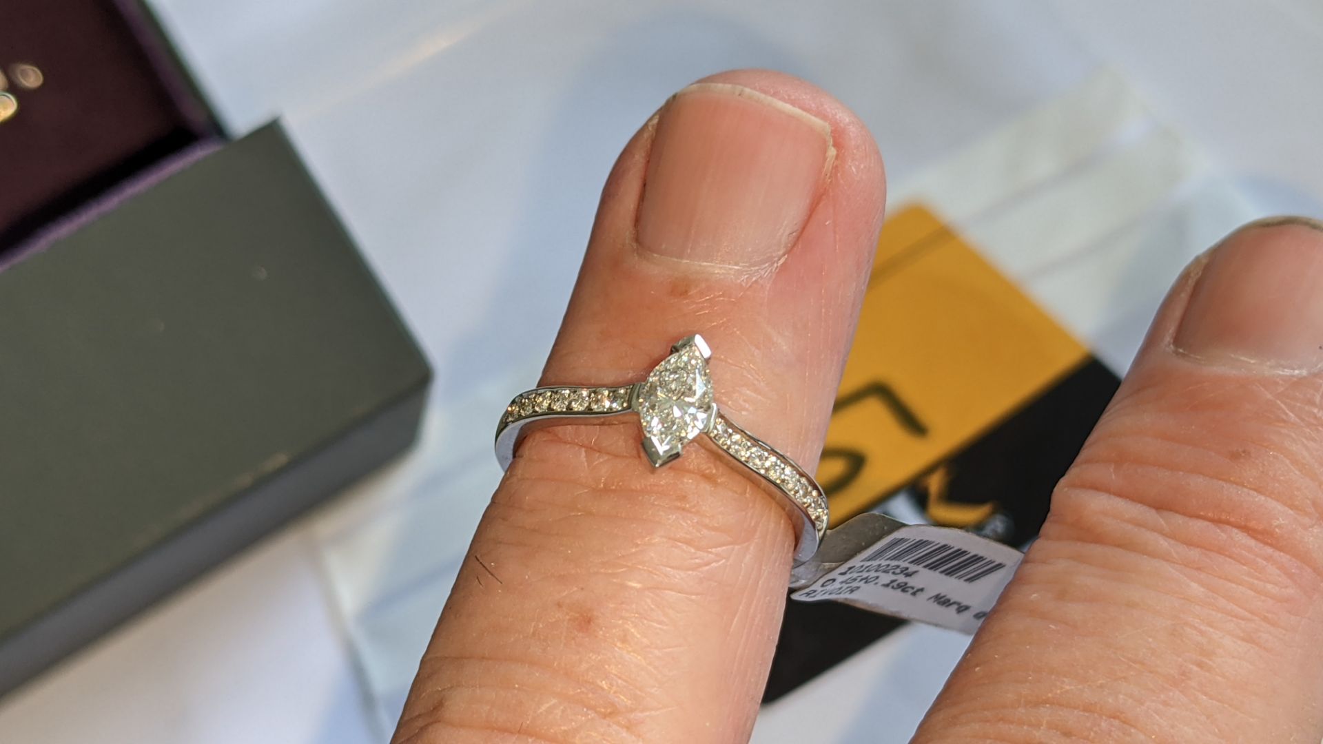 Platinum 950 ring with marquise shaped central diamond plus diamonds on the shoulders either side, t - Image 16 of 16