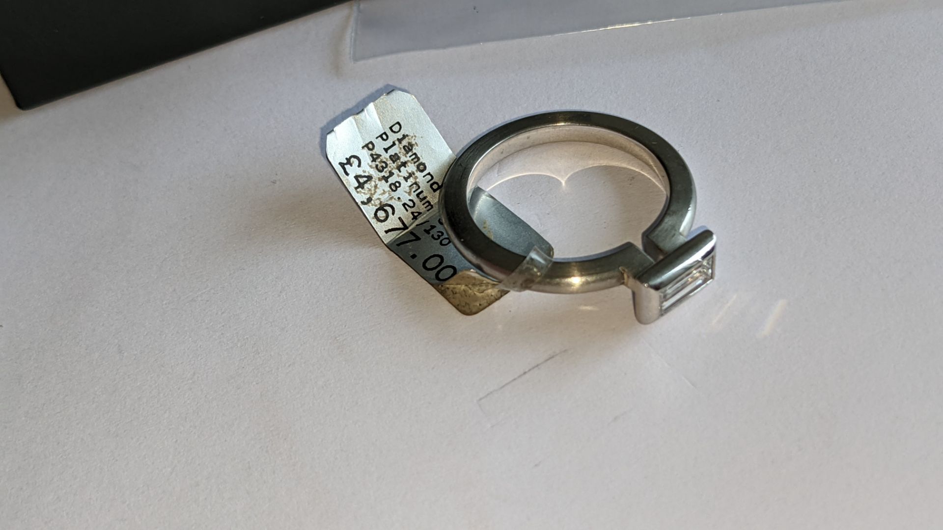 Modern platinum 950 & diamond ring with 0.42ct centrally mounted stone. RRP £4,677 - Image 8 of 18