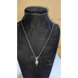 18ct white gold, diamond & Tahitian pendant & necklace set comprising pendant with central pearl & 0