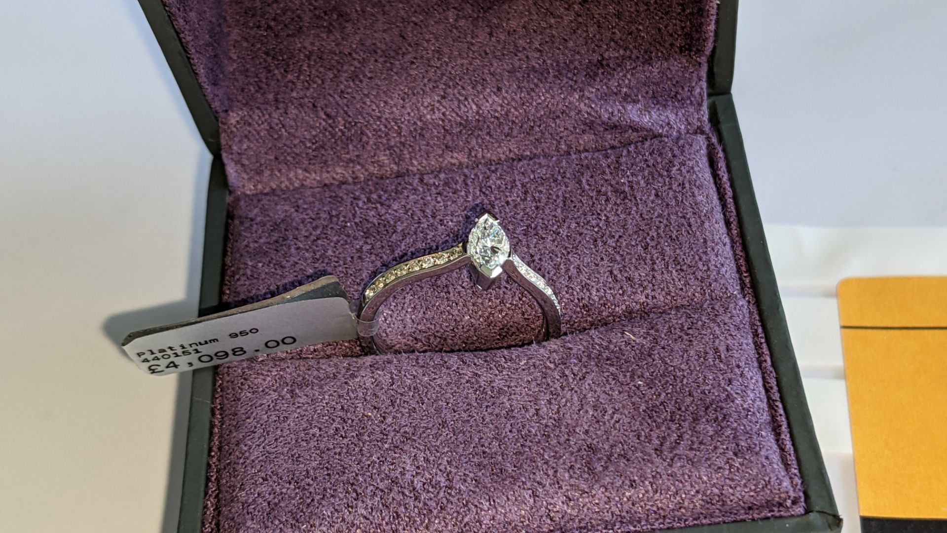 Platinum 950 ring with marquise shaped central diamond plus diamonds on the shoulders either side, t - Image 4 of 16