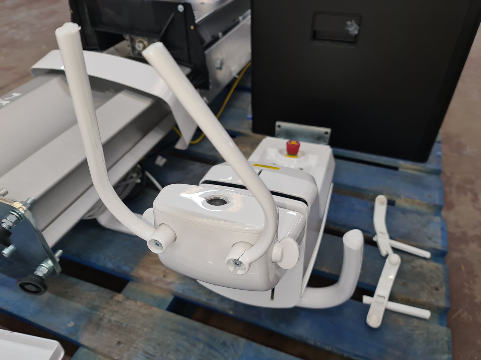 Acteon Satelec X-mind trium digital pan oral X-ray system with 3D. - Image 27 of 52