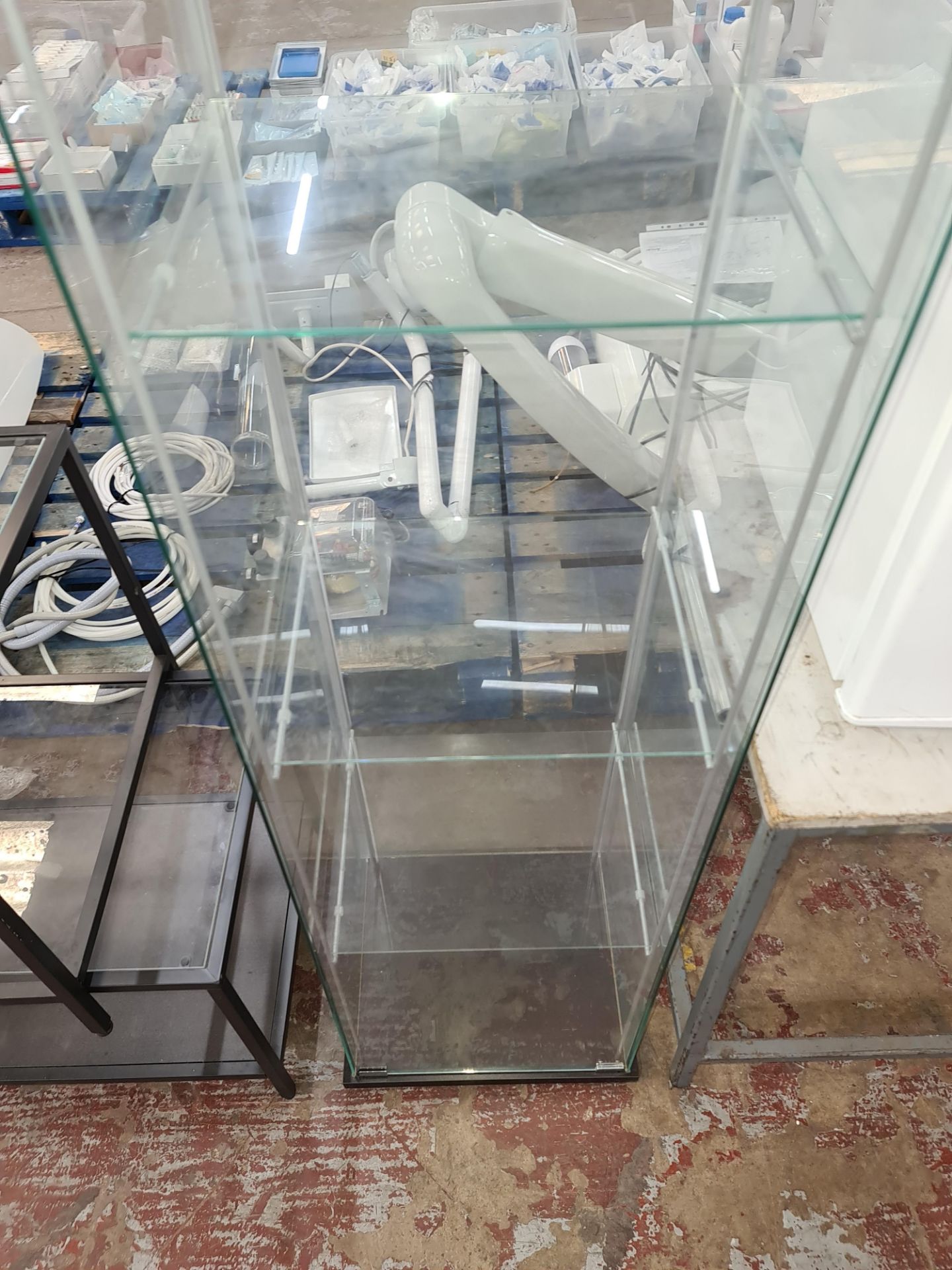 Tall glass display cabinet - Image 2 of 3