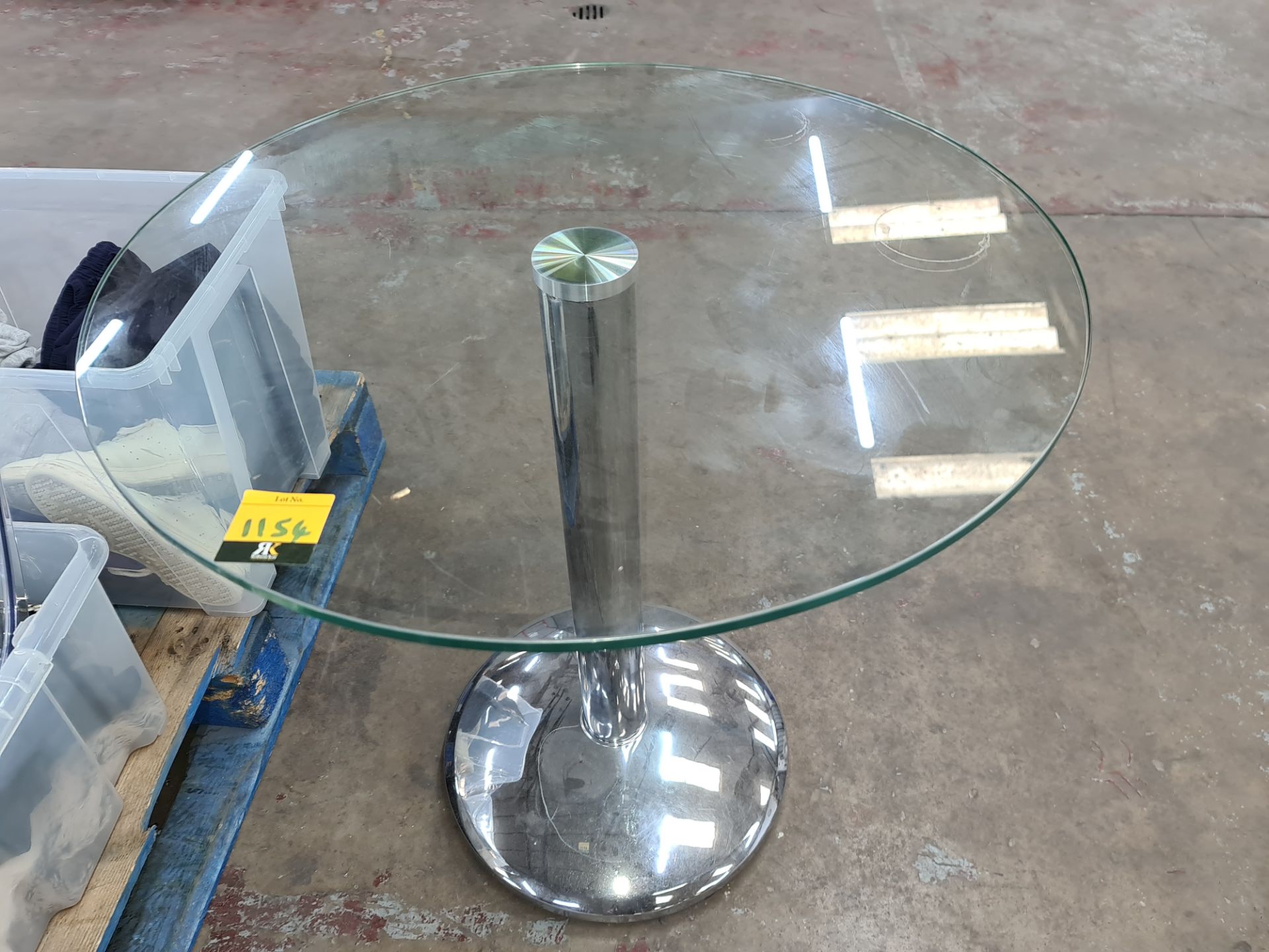 Circular glass table with single pedestal silver base - Image 4 of 4