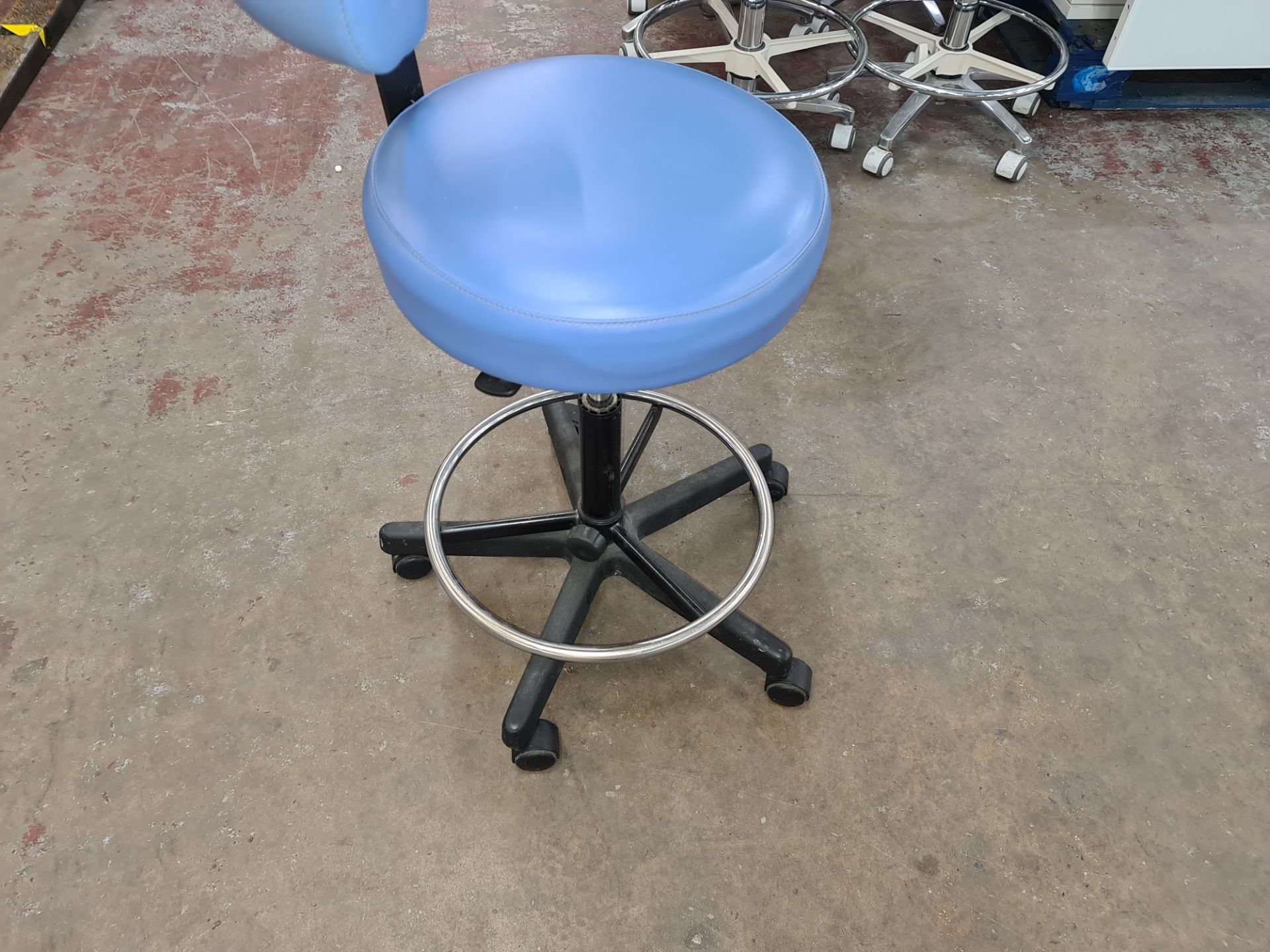 Takara dental stool with seat height adjustment & circular footrest - Image 4 of 4