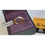 Platinum & yellow gold ring with 0.22ct central brilliant cut diamond. RRP £3,207