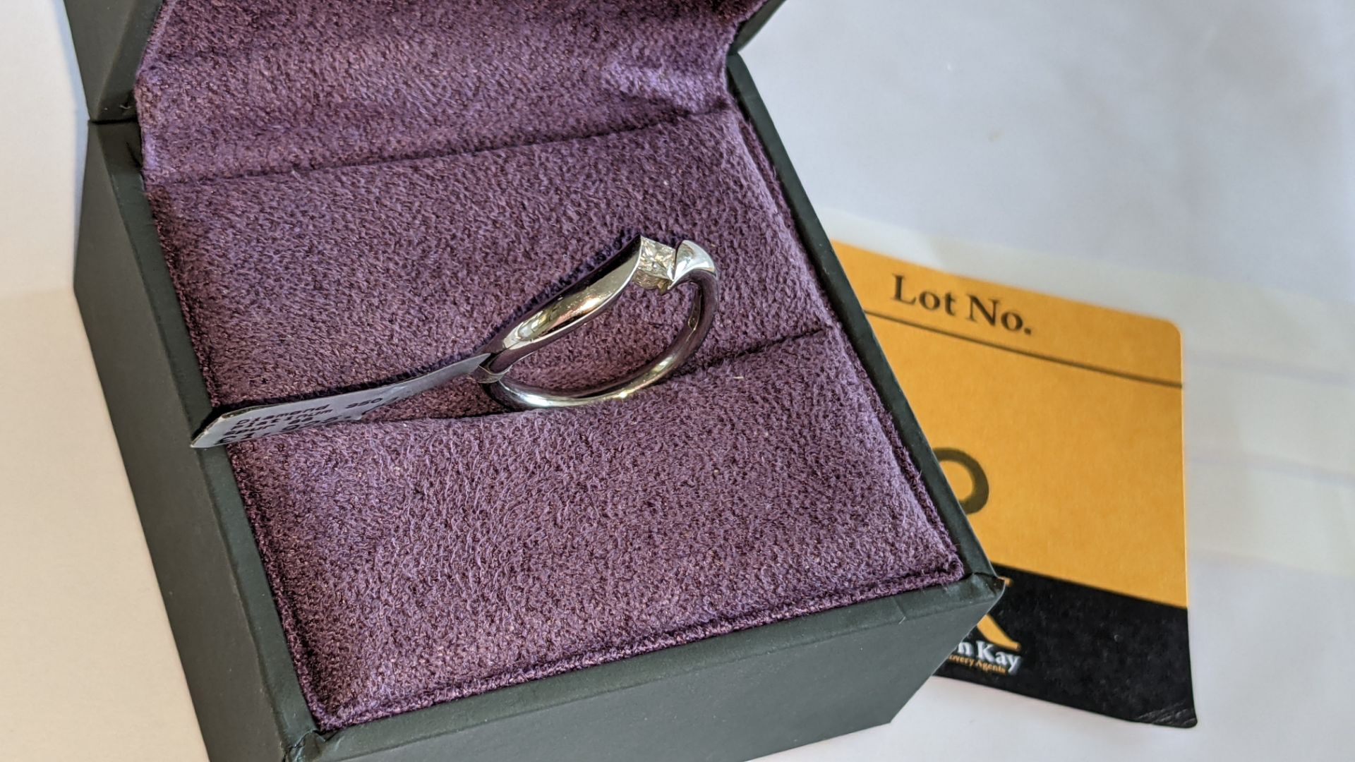 Platinum 950 & diamond ring with 0.17ct D/IF diamond. RRP £1,925 - Image 6 of 15