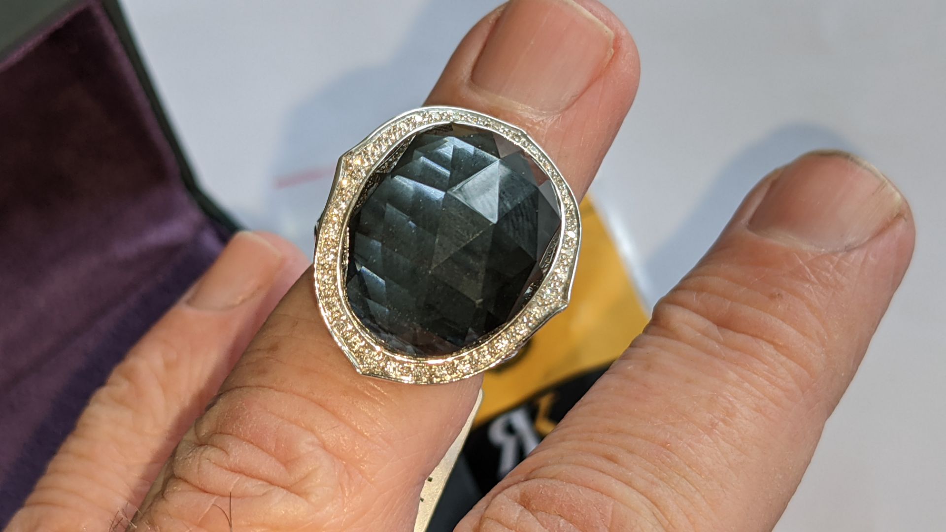 18ct white gold, diamond & crystal haze hematite ring. In addition to diamonds surrounding the large - Image 22 of 23