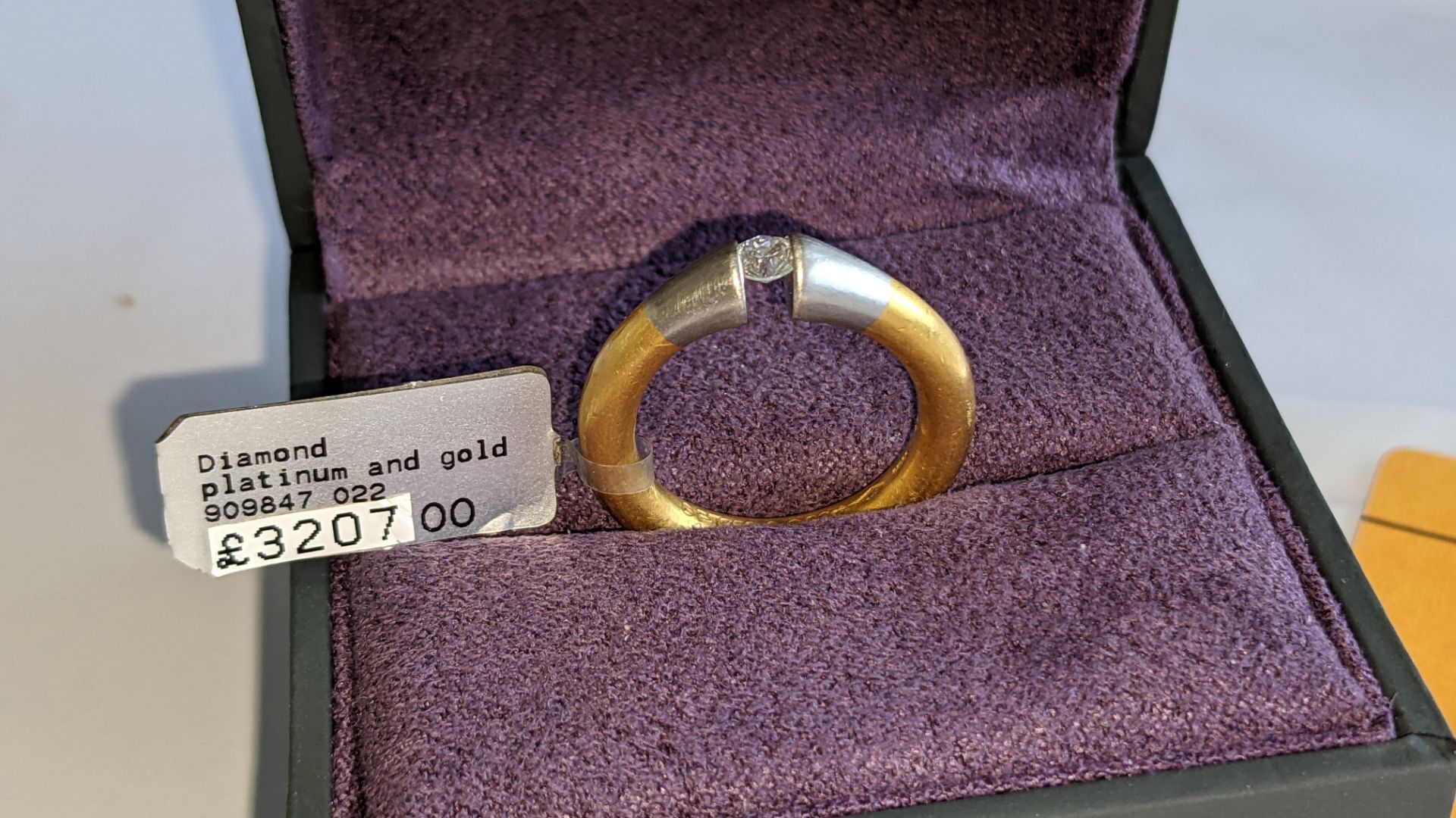 Platinum & yellow gold ring with 0.22ct central brilliant cut diamond. RRP £3,207 - Image 7 of 14