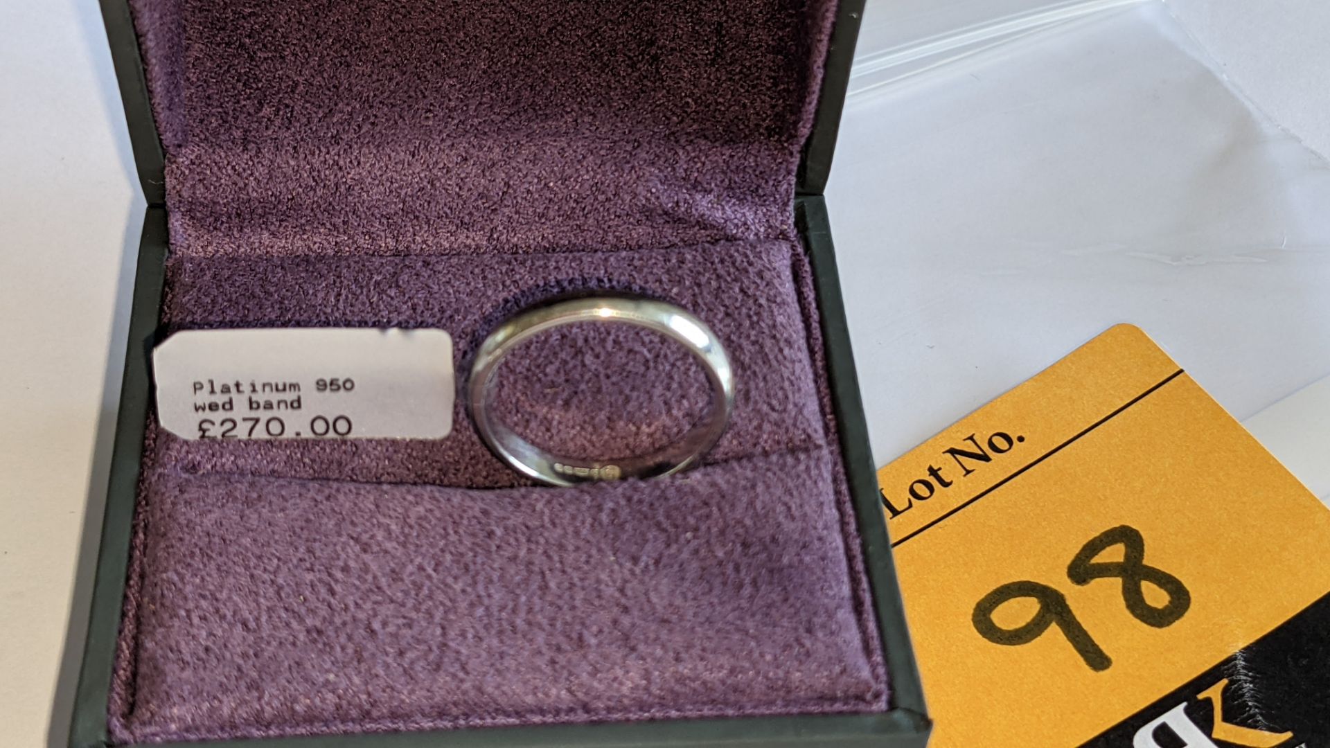 Platinum 950 wedding band RRP £270 - Image 5 of 13