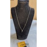 18ct white gold necklace RRP £234. A pendant is included with this lot however we have been unable t