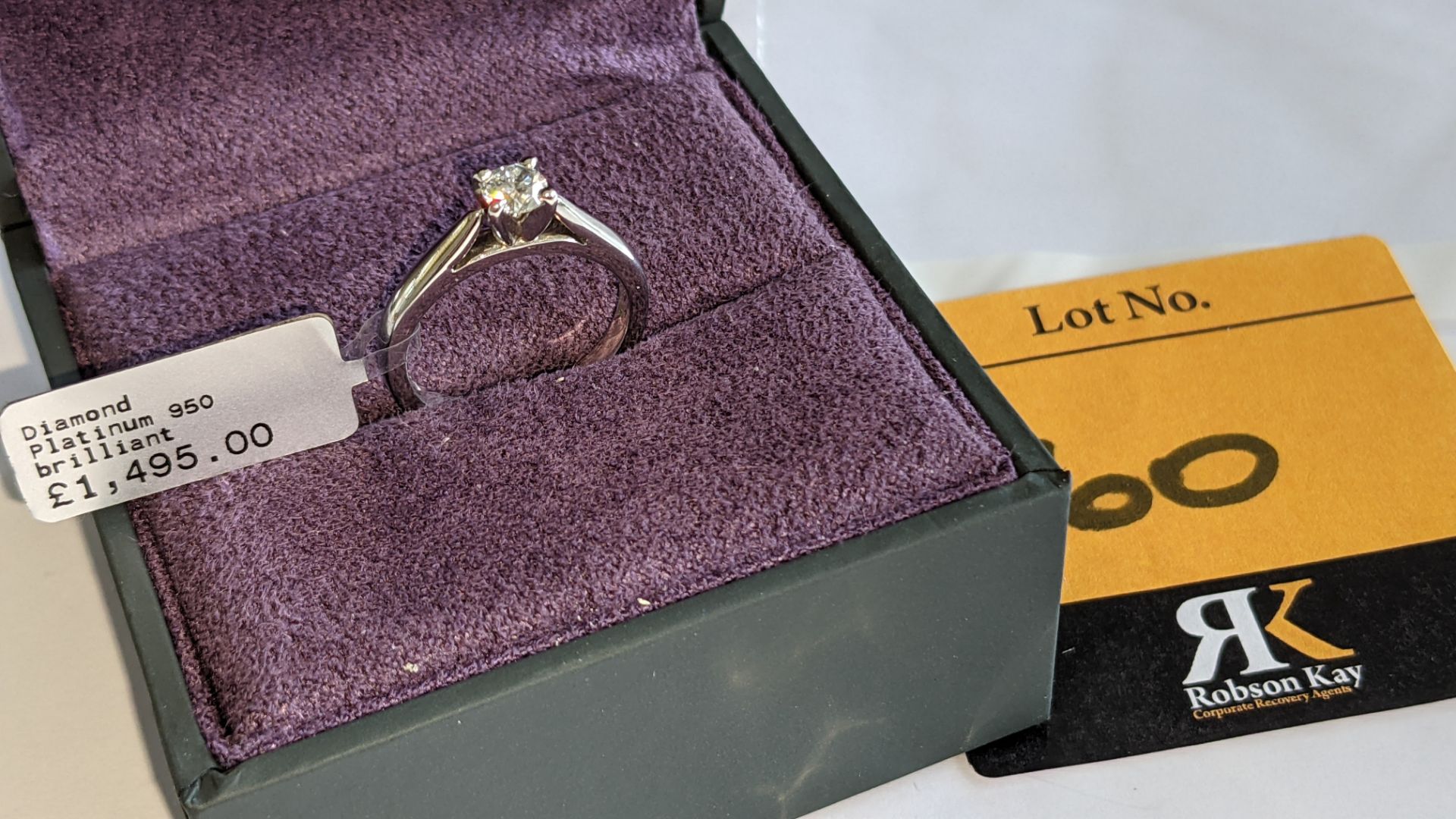 Platinum 950 ring with central brilliant cut diamond. RRP £1,495 - Image 17 of 17