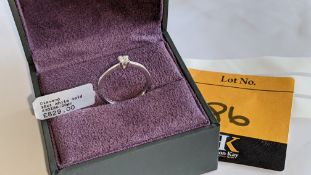 18ct white gold & diamond ring with 0.20ct G/Si central stone. RRP £829