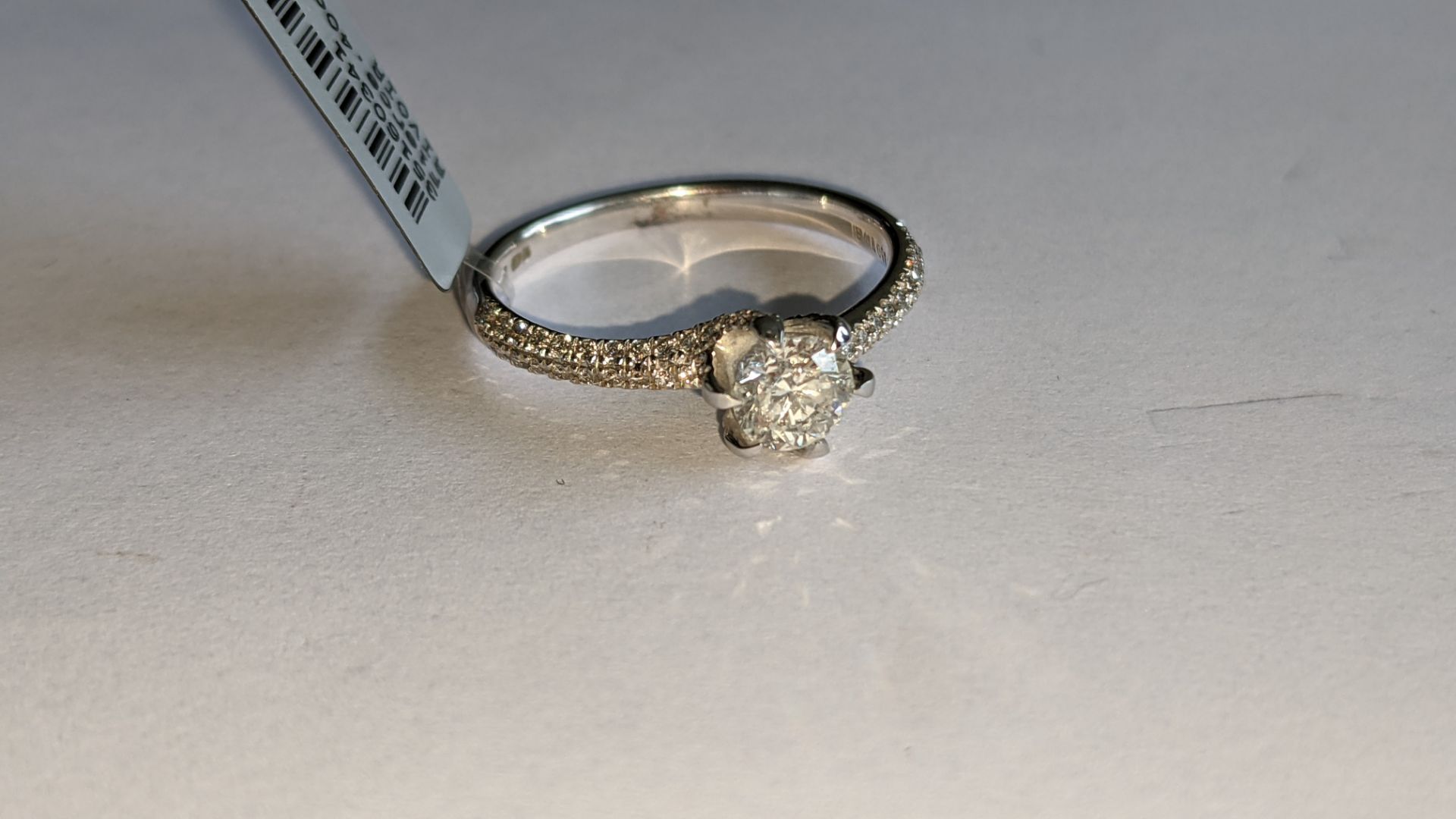 18ct white gold ring with central diamond weighing 0.40ct & diamonds on both shoulders weighing a to - Image 7 of 16