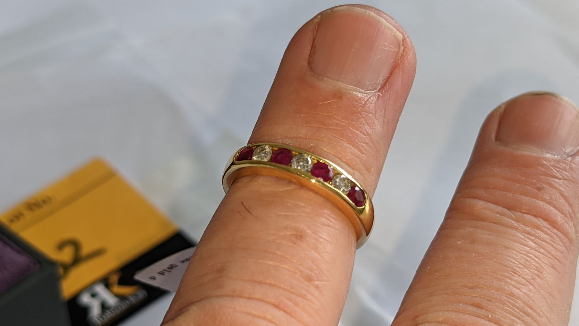 18ct yellow gold ring with rubies & what are assumed to be diamonds. RRP £575 - Image 11 of 14