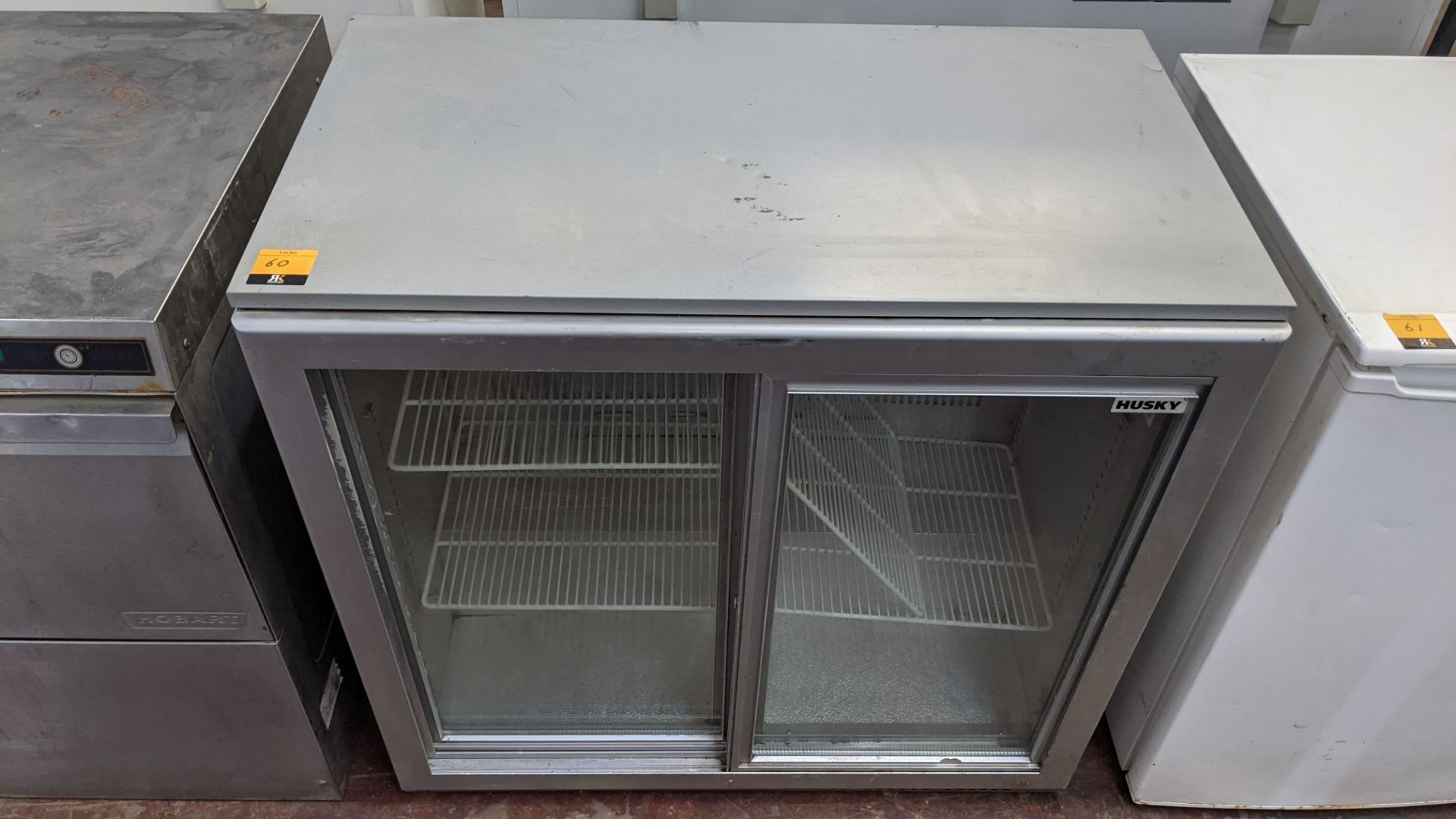 Husky silver twin clear sliding door back bar/bottle fridge - Image 2 of 5