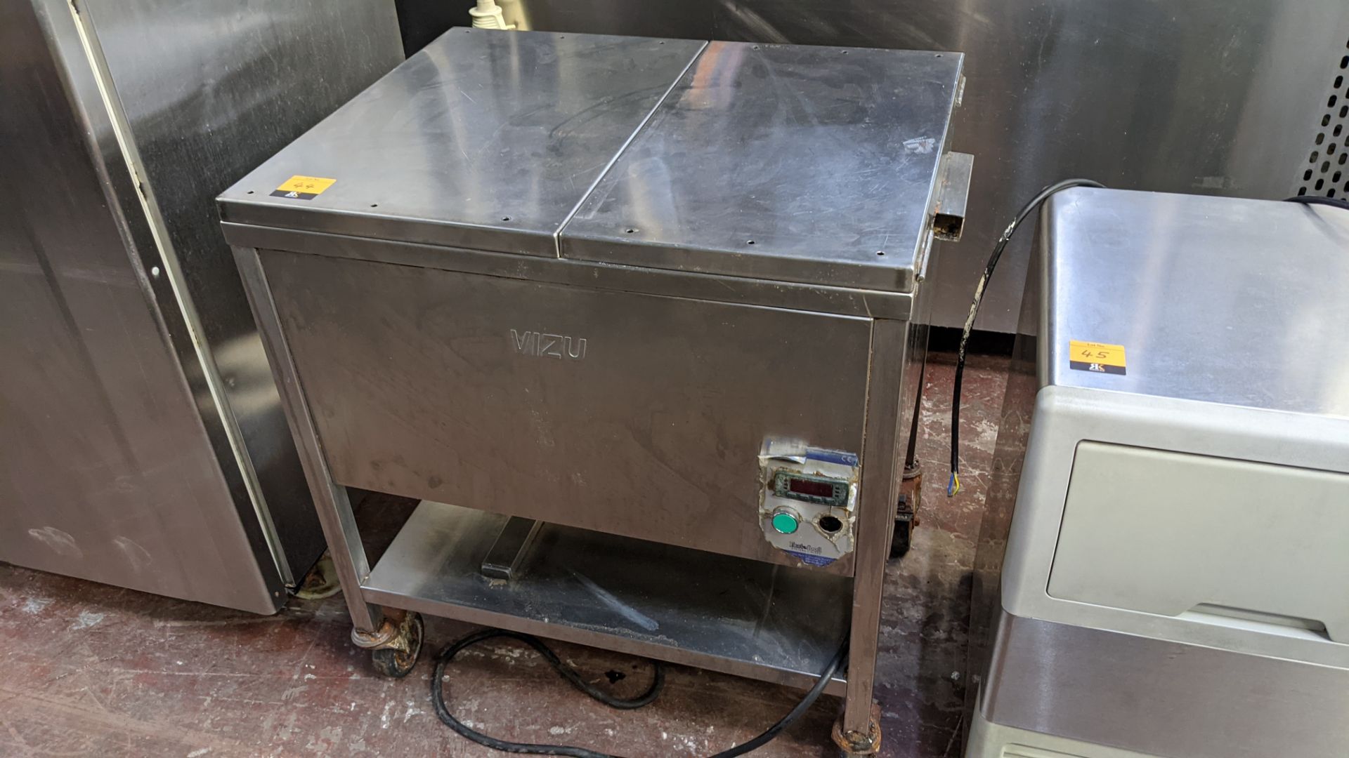 Vizu stainless steel breading table (chicken) - tray missing - Image 3 of 9