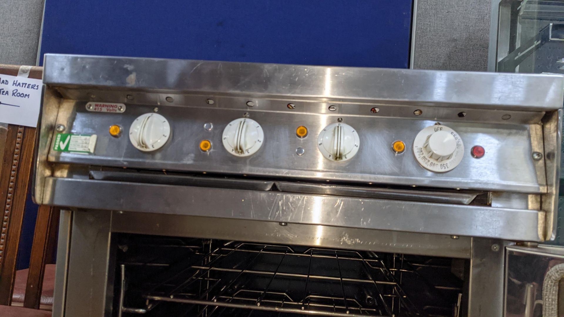 Falcon Dominator mobile stainless steel oven with assorted hobs & hotplates above - Image 8 of 10