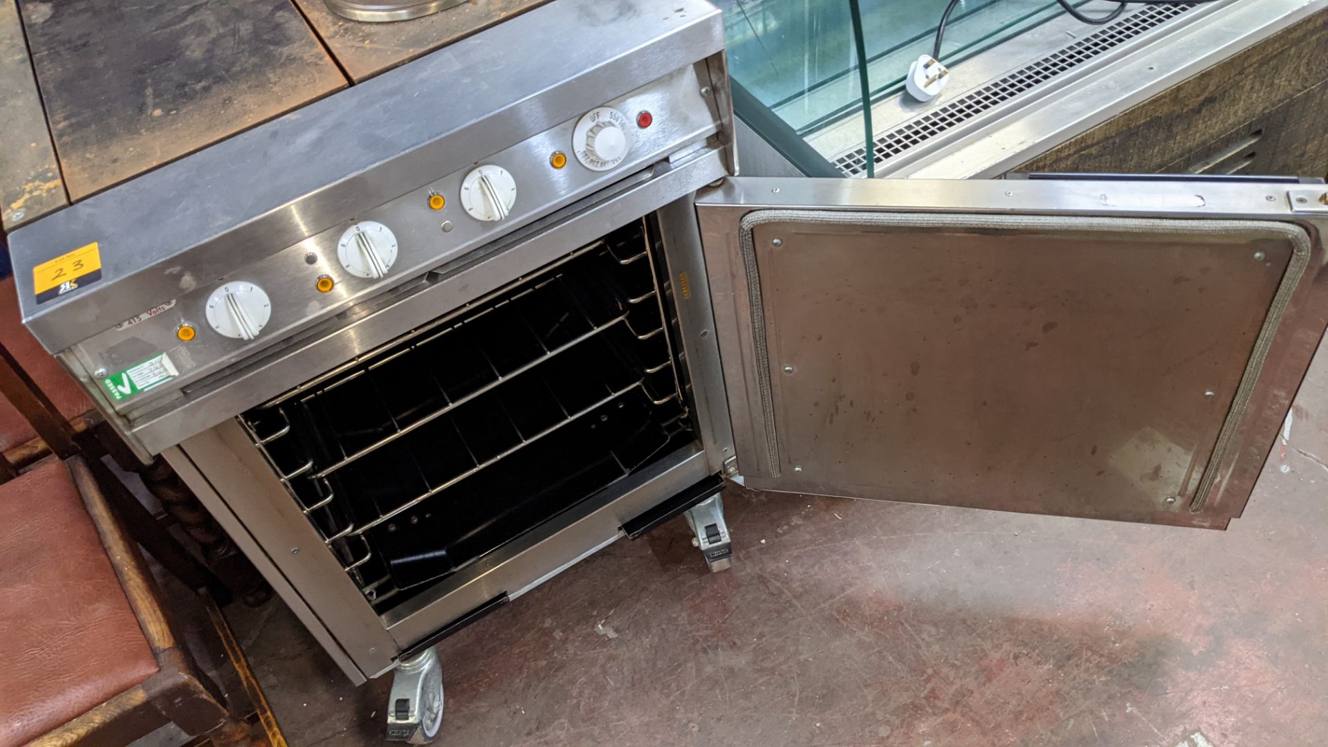 Falcon Dominator mobile stainless steel oven with assorted hobs & hotplates above - Image 6 of 10