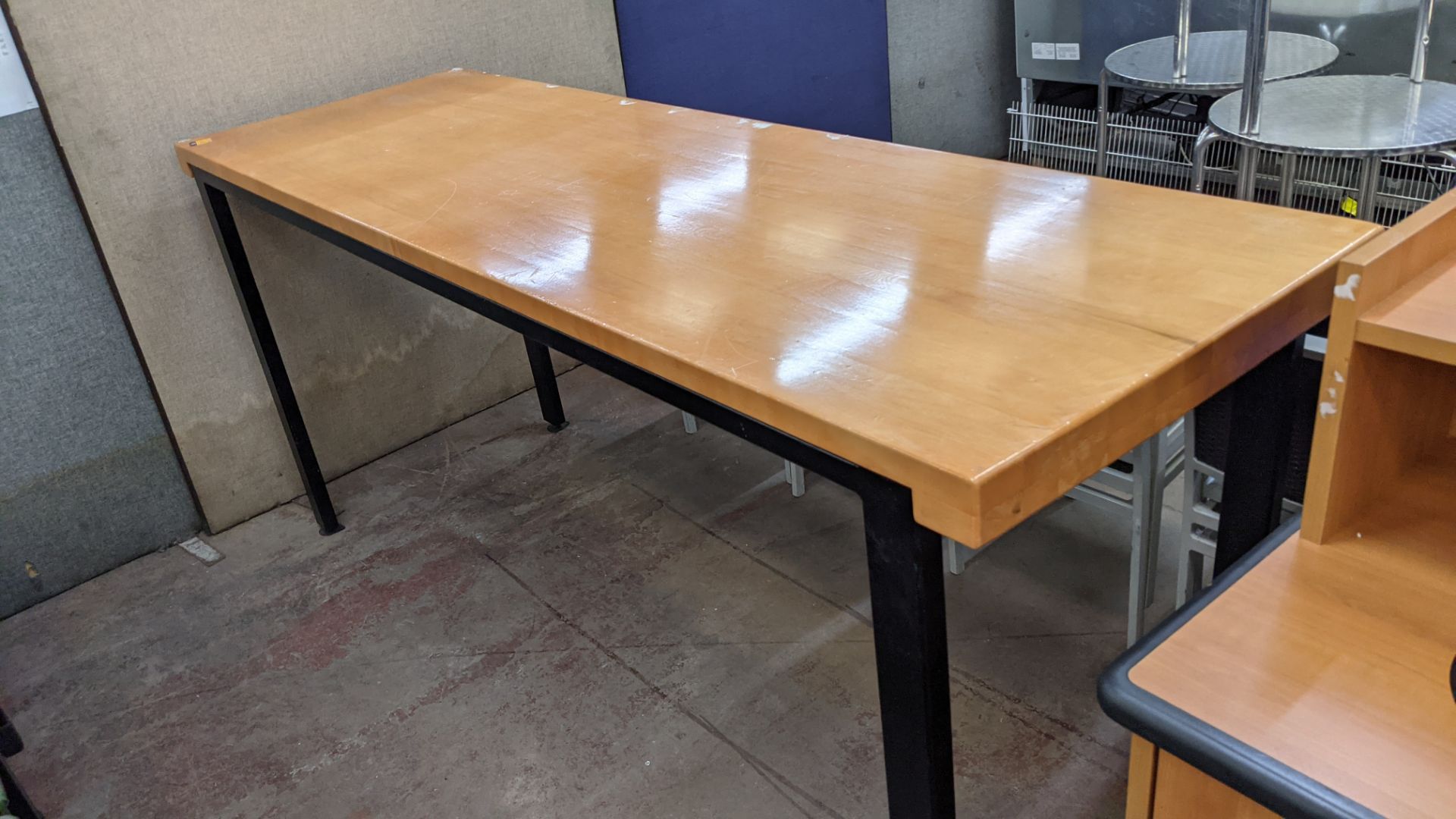 Tall bar table approx. 2440mm x 765mm x 1075mm