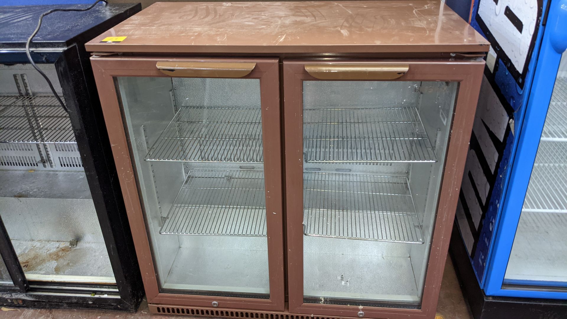 Husky brown twin clear door back bar/bottle fridge - Image 3 of 5