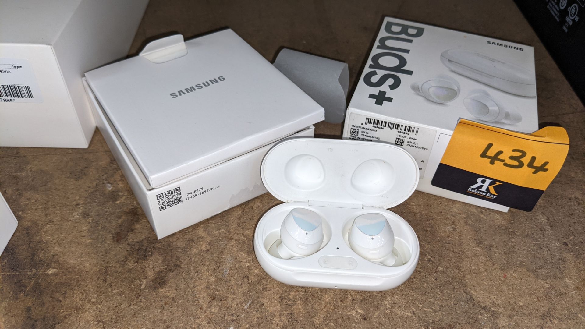 Samsung Galaxy Buds+ wireless earphones including wireless charging case, box & book pack. NB Water - Image 4 of 16