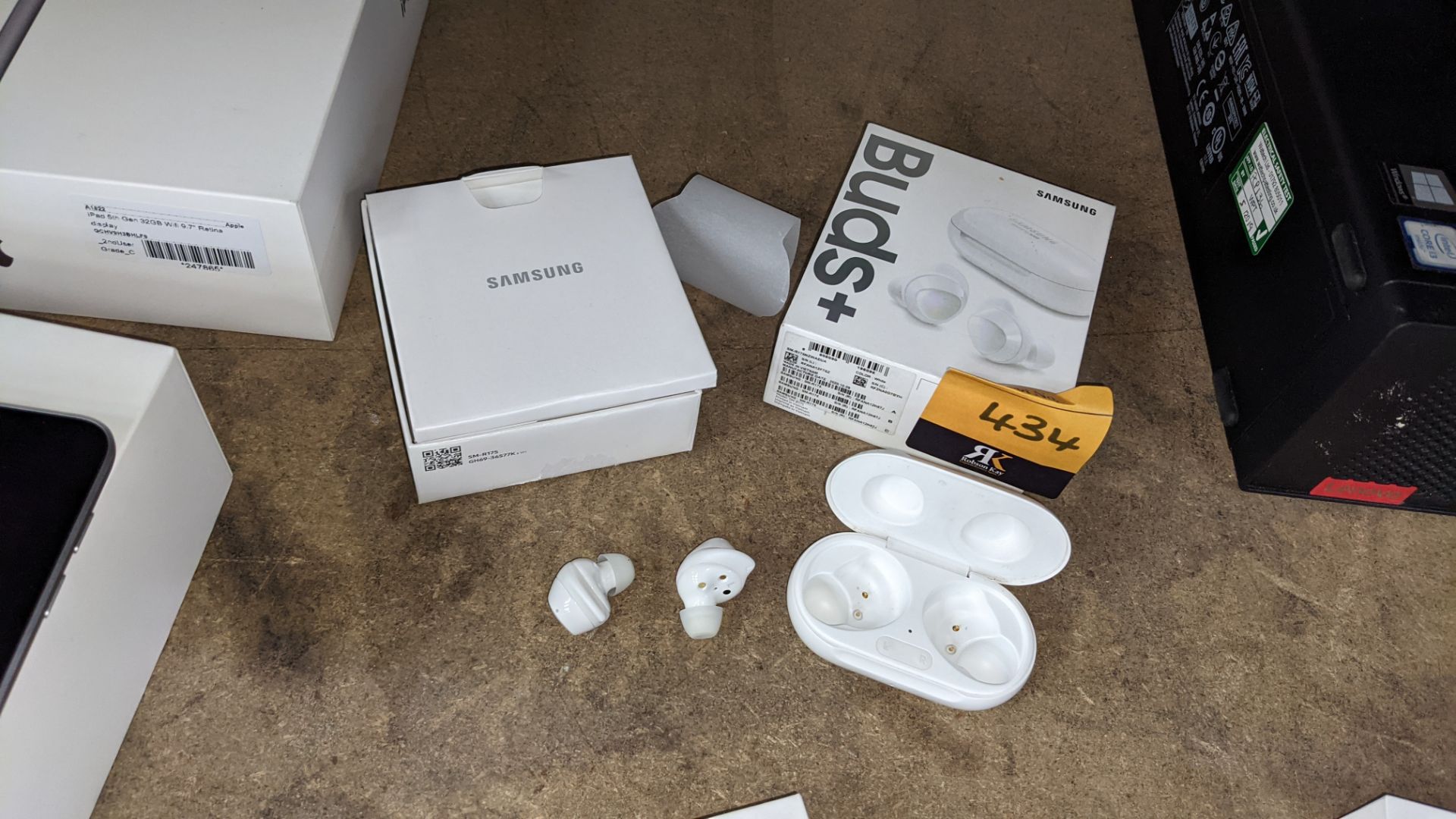 Samsung Galaxy Buds+ wireless earphones including wireless charging case, box & book pack. NB Water - Image 15 of 16