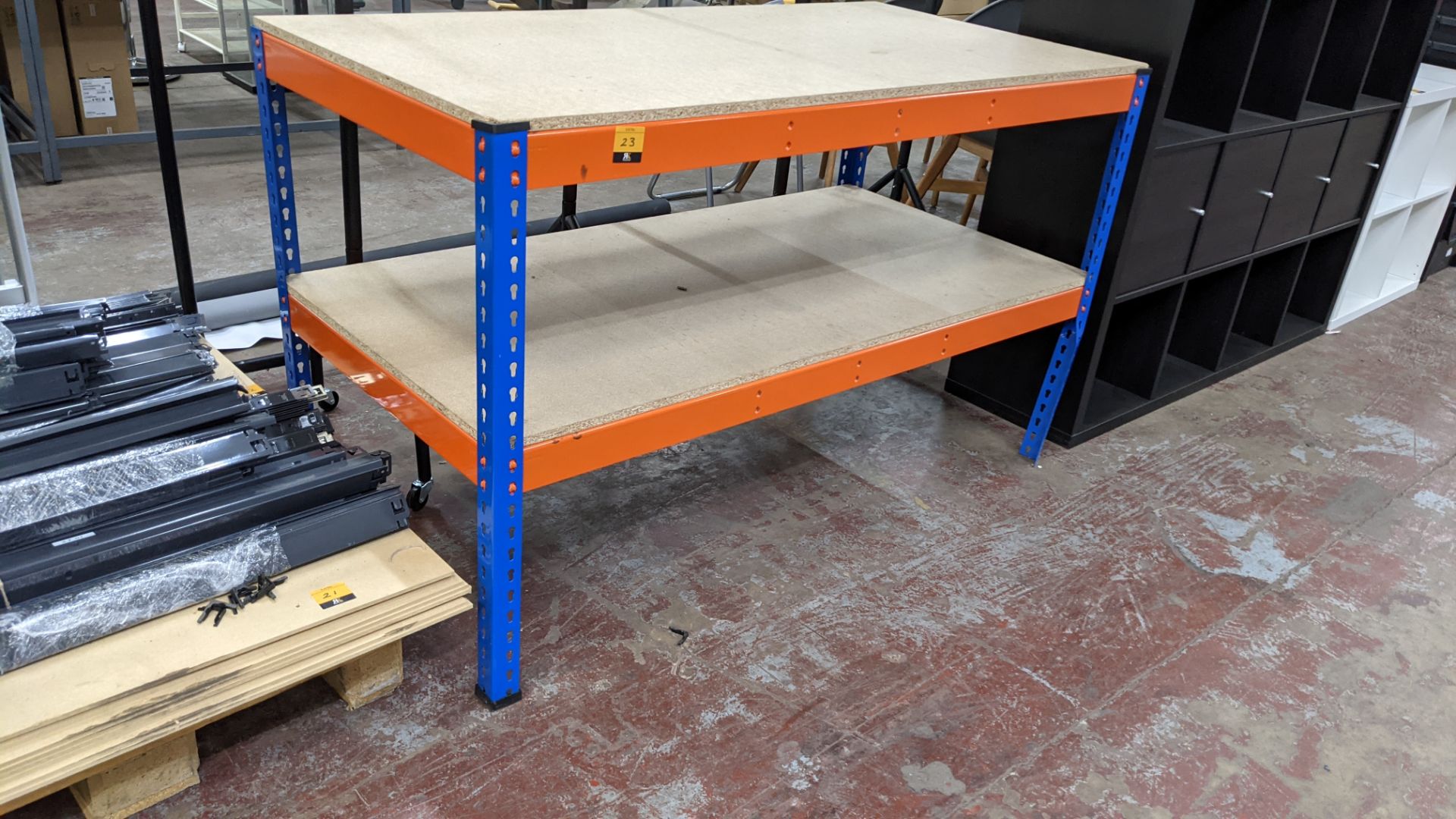 Workbench comprised of orange & blue bolt-free racking with 2 chipboard shelves - Image 4 of 4