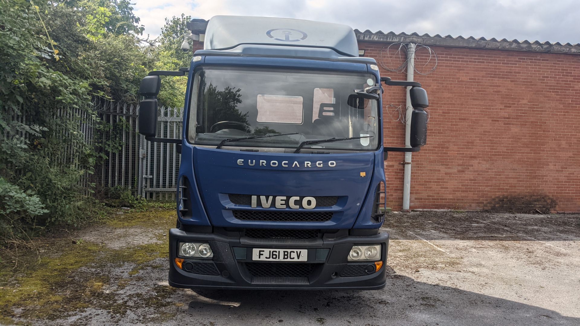 2011 Iveco Euro 120E25 EEV 24 tonne tractor unit, S-Auto gearbox, 5880cc diesel engine. - Image 23 of 42