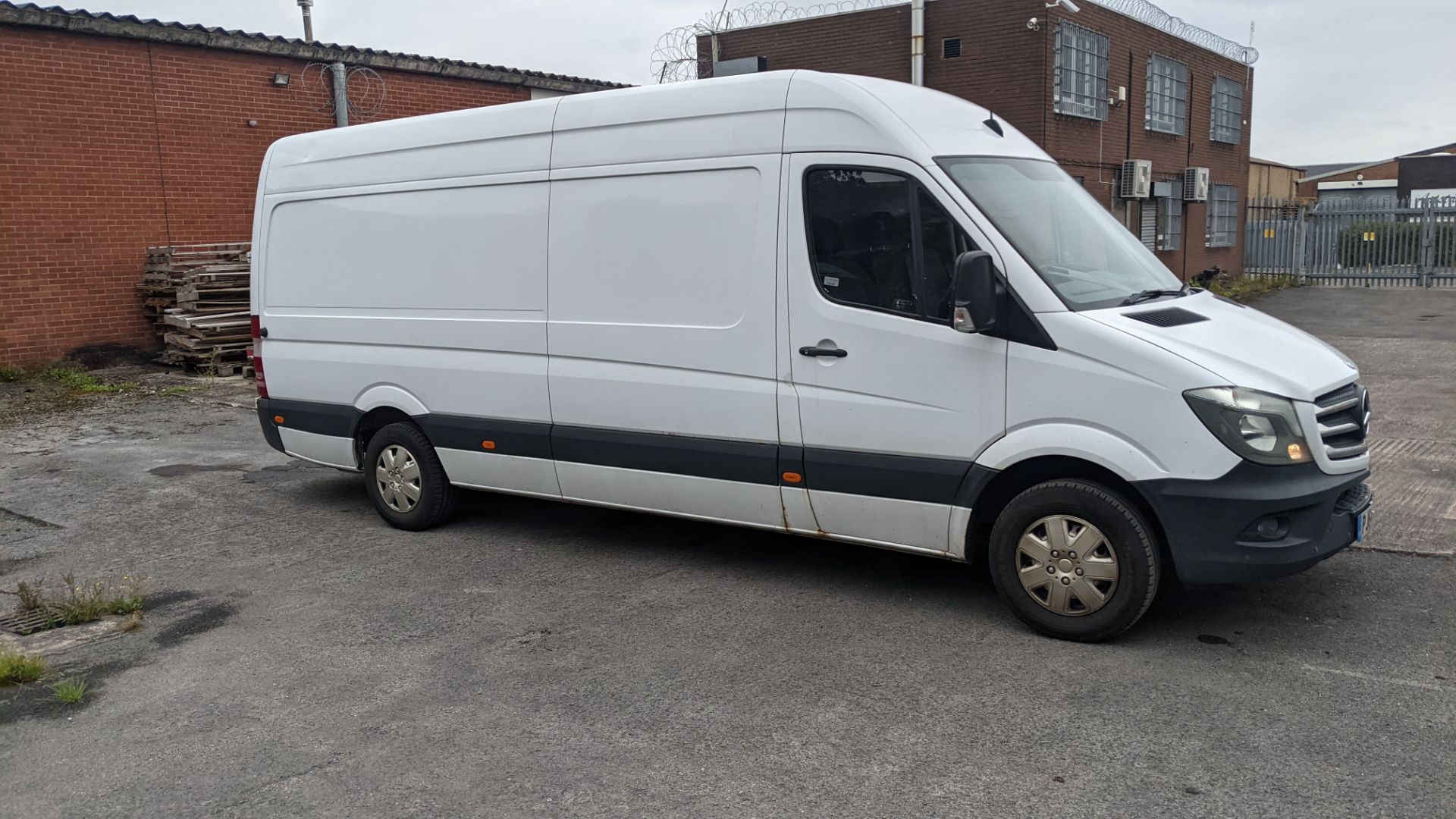 2014 Mercedes Sprinter 316 CDI LWB (L3) panel van - Image 7 of 46