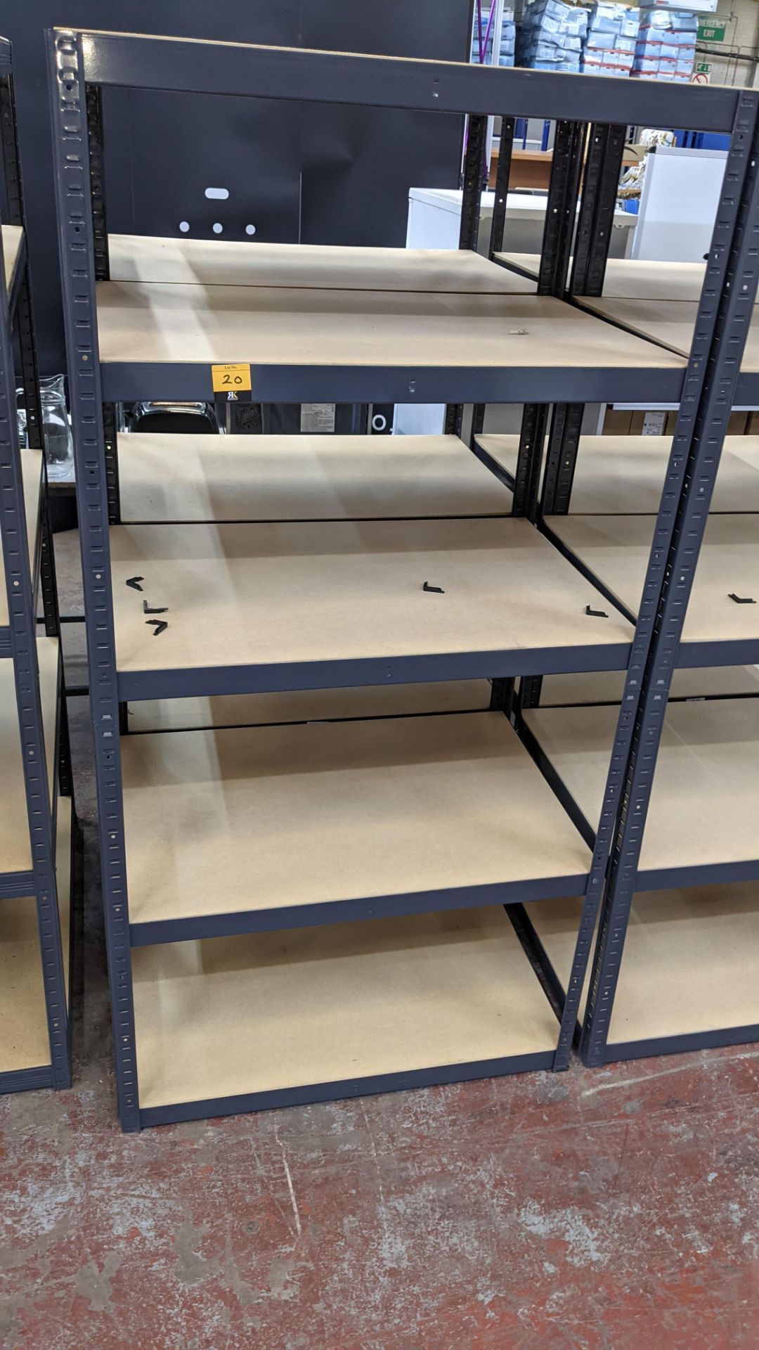 4 freestanding bays of bolt-free racking, each bay measuring approximately 900mm x 600mm x 1800mm, e - Image 3 of 7