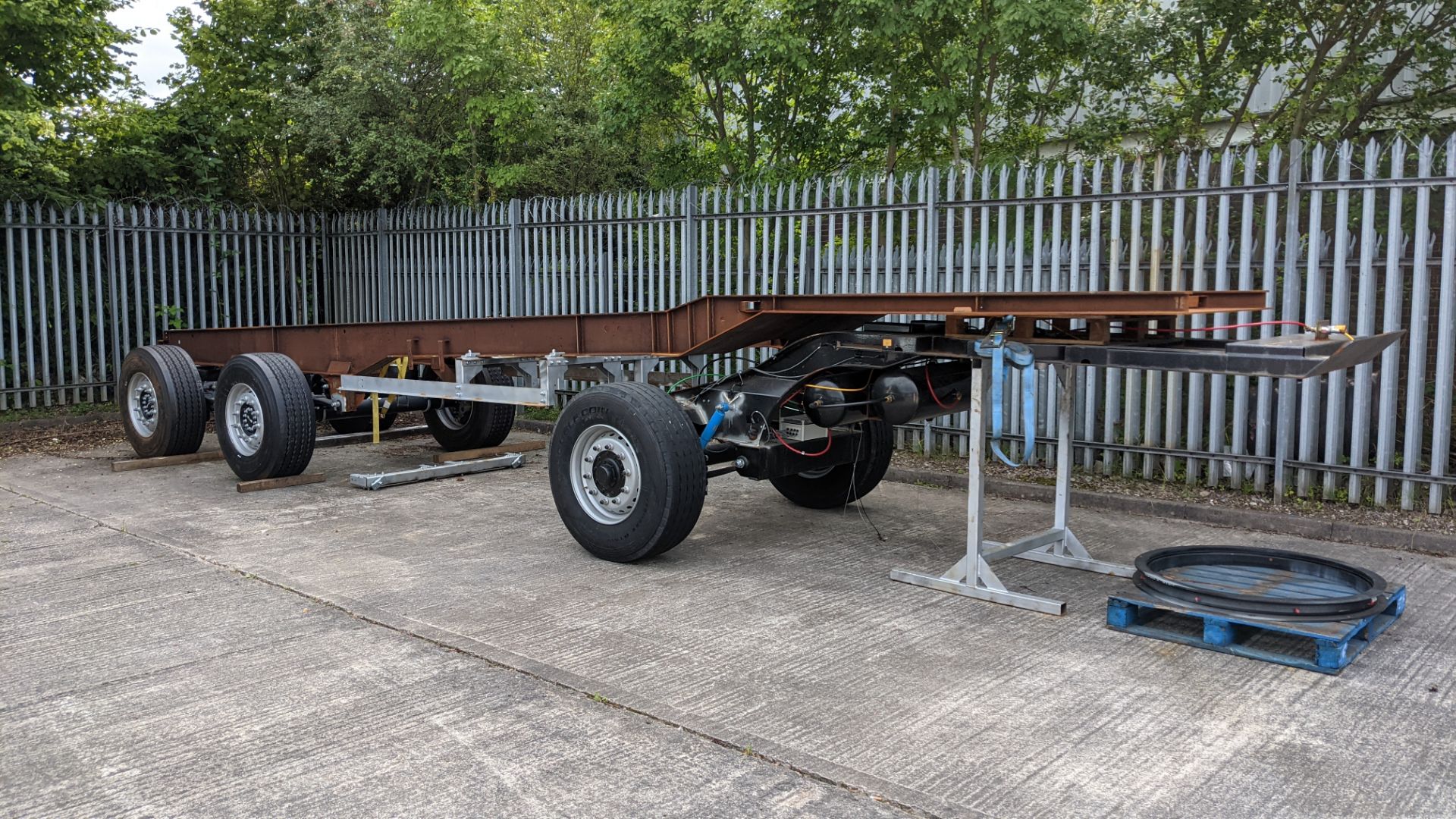 6 wheel trailer, total length approximately 35'. This trailer was used for development/prototype pu