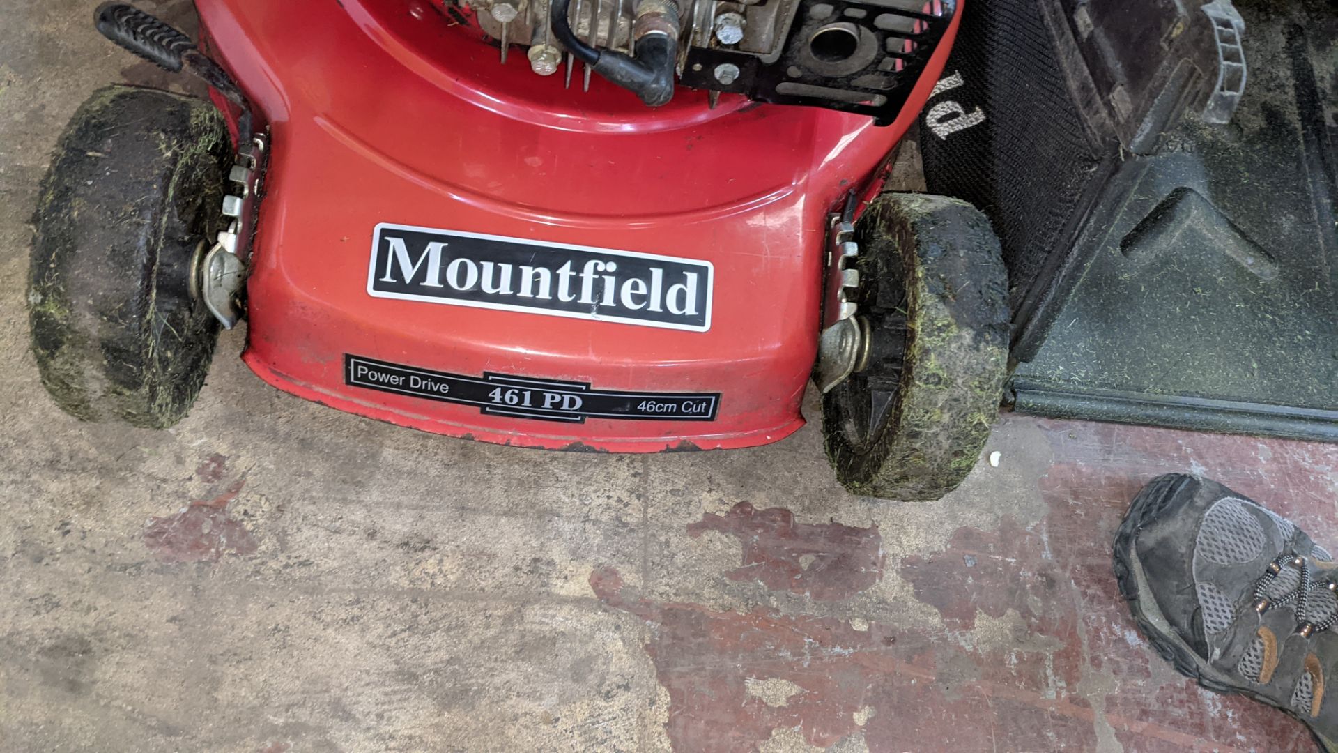 Mountfield 461PD 46cm petrol lawnmower - Image 3 of 15