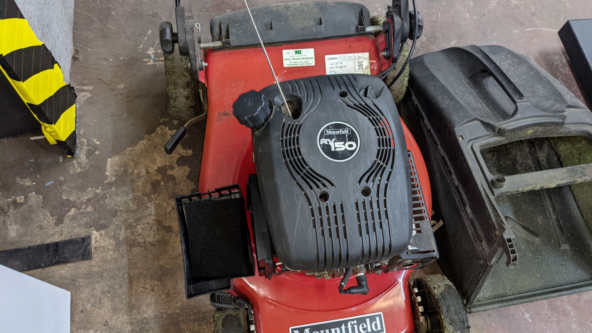 Mountfield 461PD 46cm petrol lawnmower - Image 9 of 15