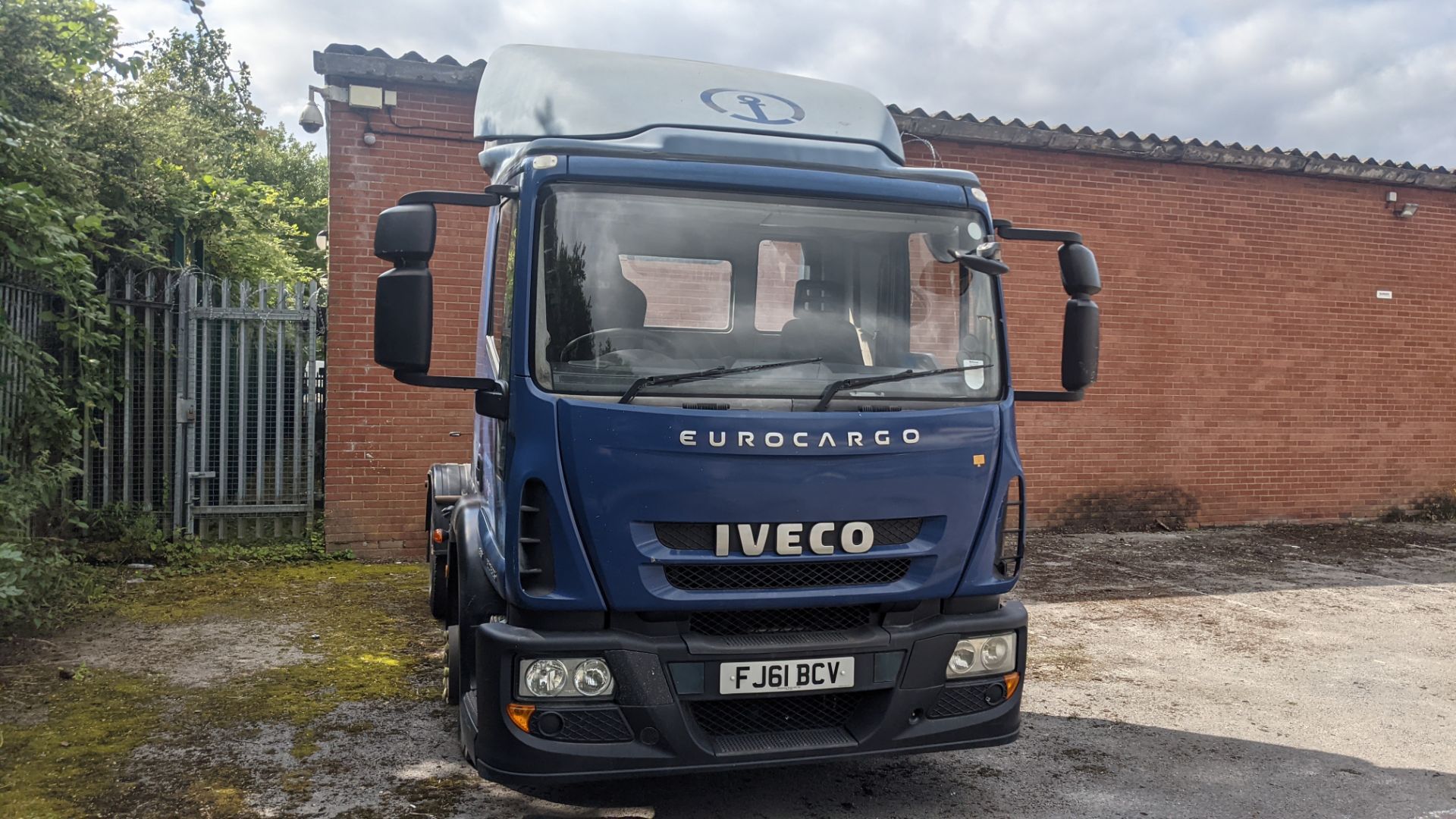 2011 Iveco Euro 120E25 EEV 24 tonne tractor unit, S-Auto gearbox, 5880cc diesel engine. - Image 24 of 42